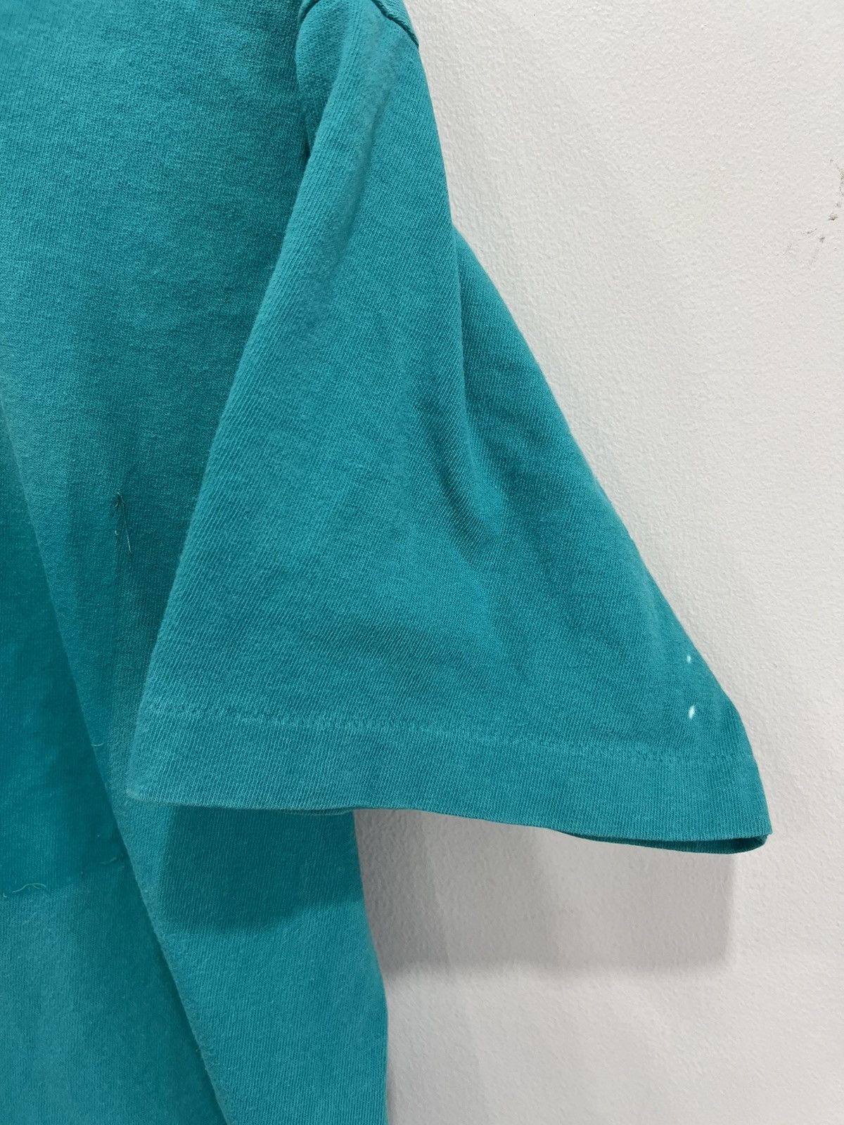 Japanese Brand Vintage 90s Blank Tee Shirt single stitch ghost pocket faded Size US L / EU 52-54 / 3 - 4 Thumbnail