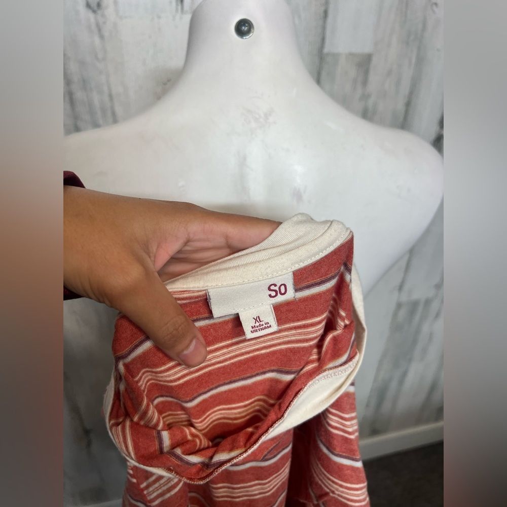 Other SO Red & White Striped Short Sleeve Tee Shirt Women’s XL Cas Size XL / US 12-14 / IT 48-50 - 4 Thumbnail