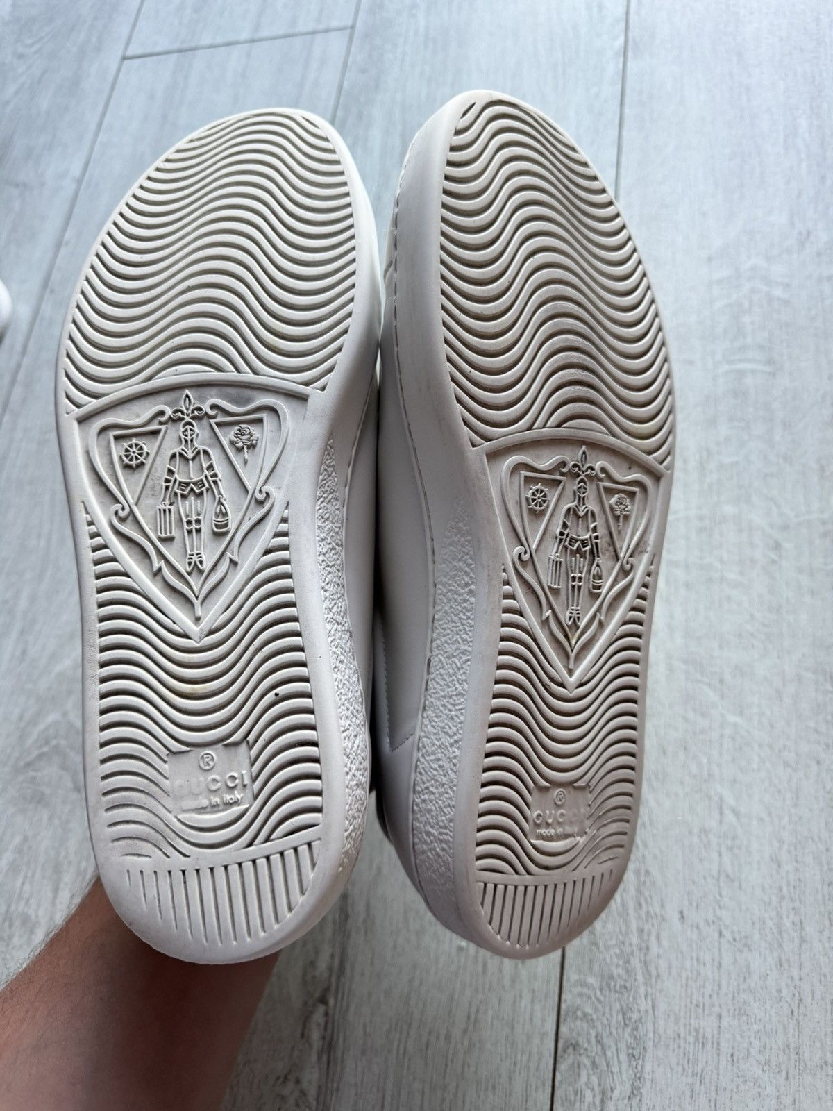 Gucci GUCCI NEW ACE PERF GG LOGO SNEAKER Size US 8.5 / EU 41-42 - 12 Thumbnail