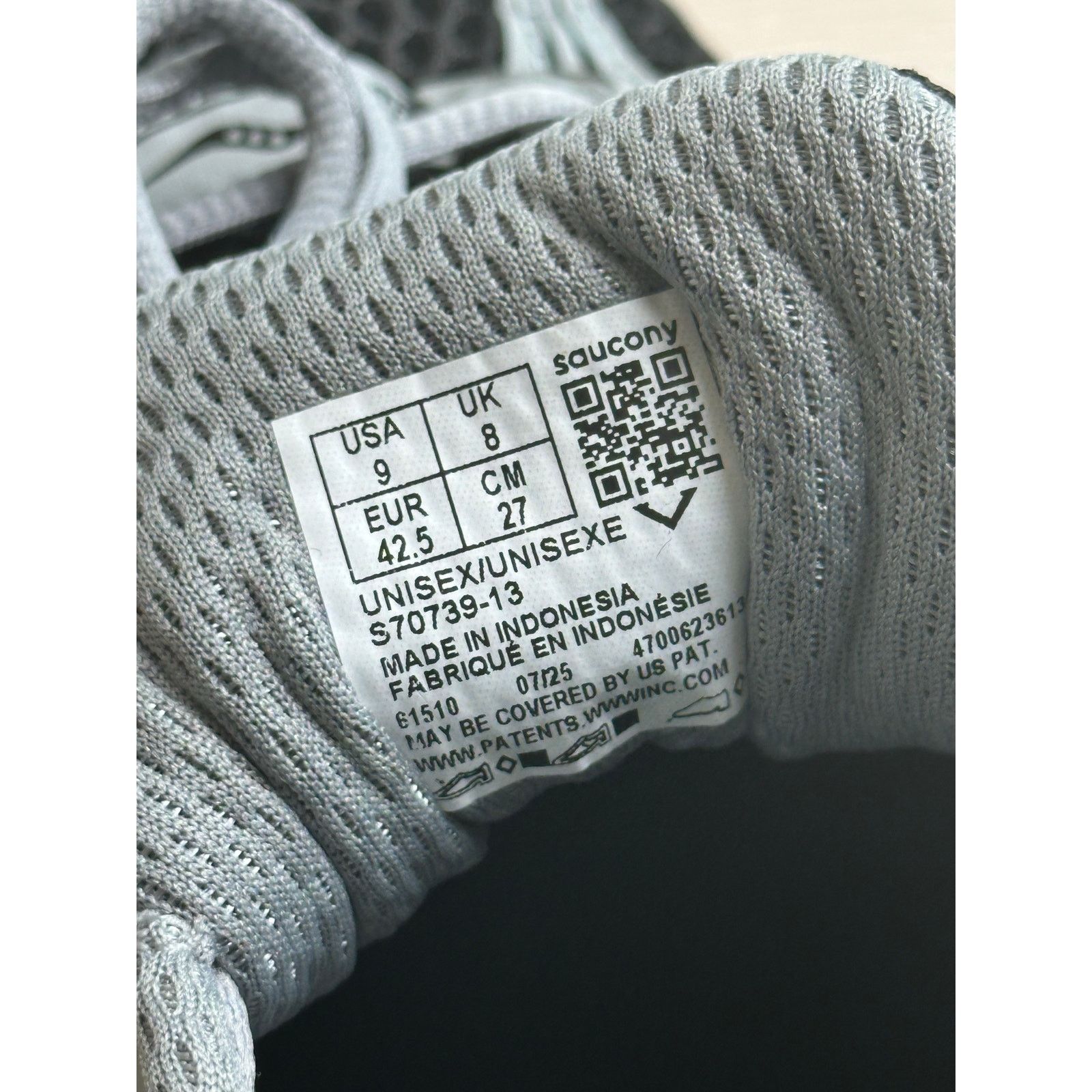 Saucony Saucony Progrid Omni 9 Black/Silver Sneaker - Size 9M - New Size US 9 / EU 42 - 6 Thumbnail