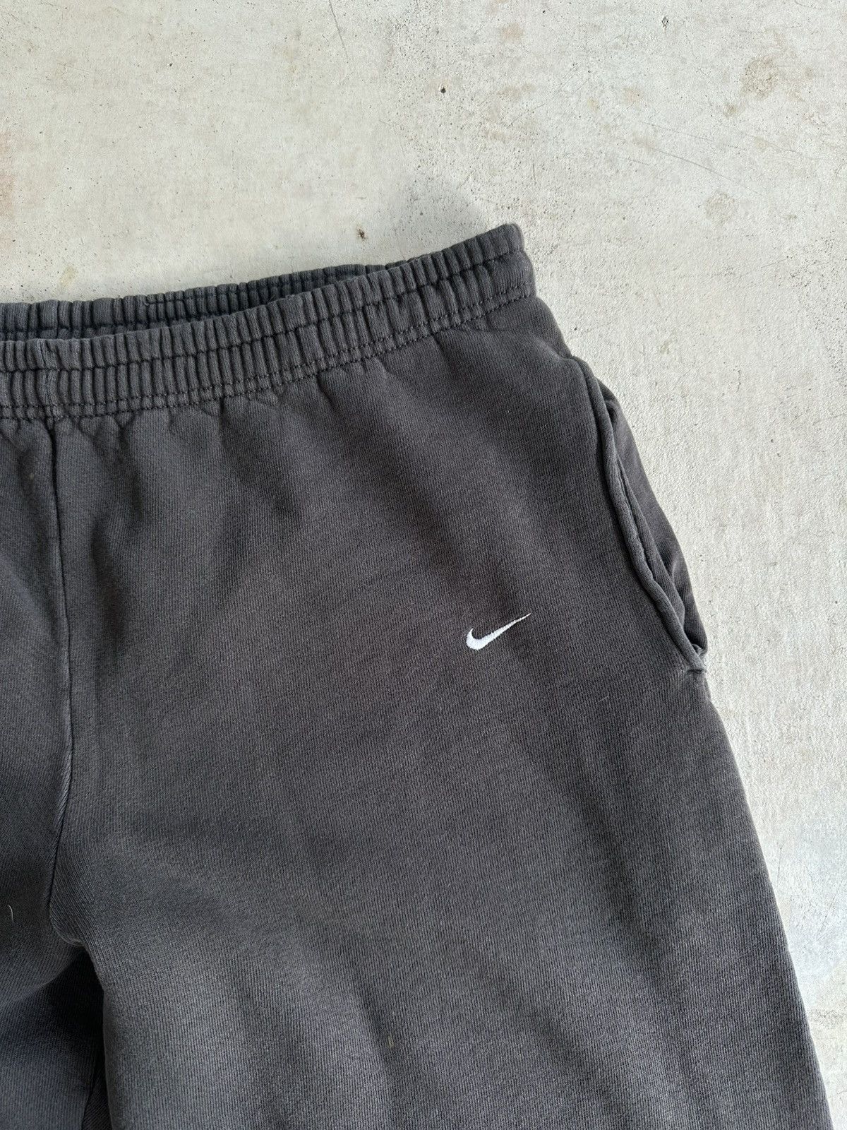 Other Vintage Nike Sweatpants Size US 34 / EU 50 - 3 Thumbnail