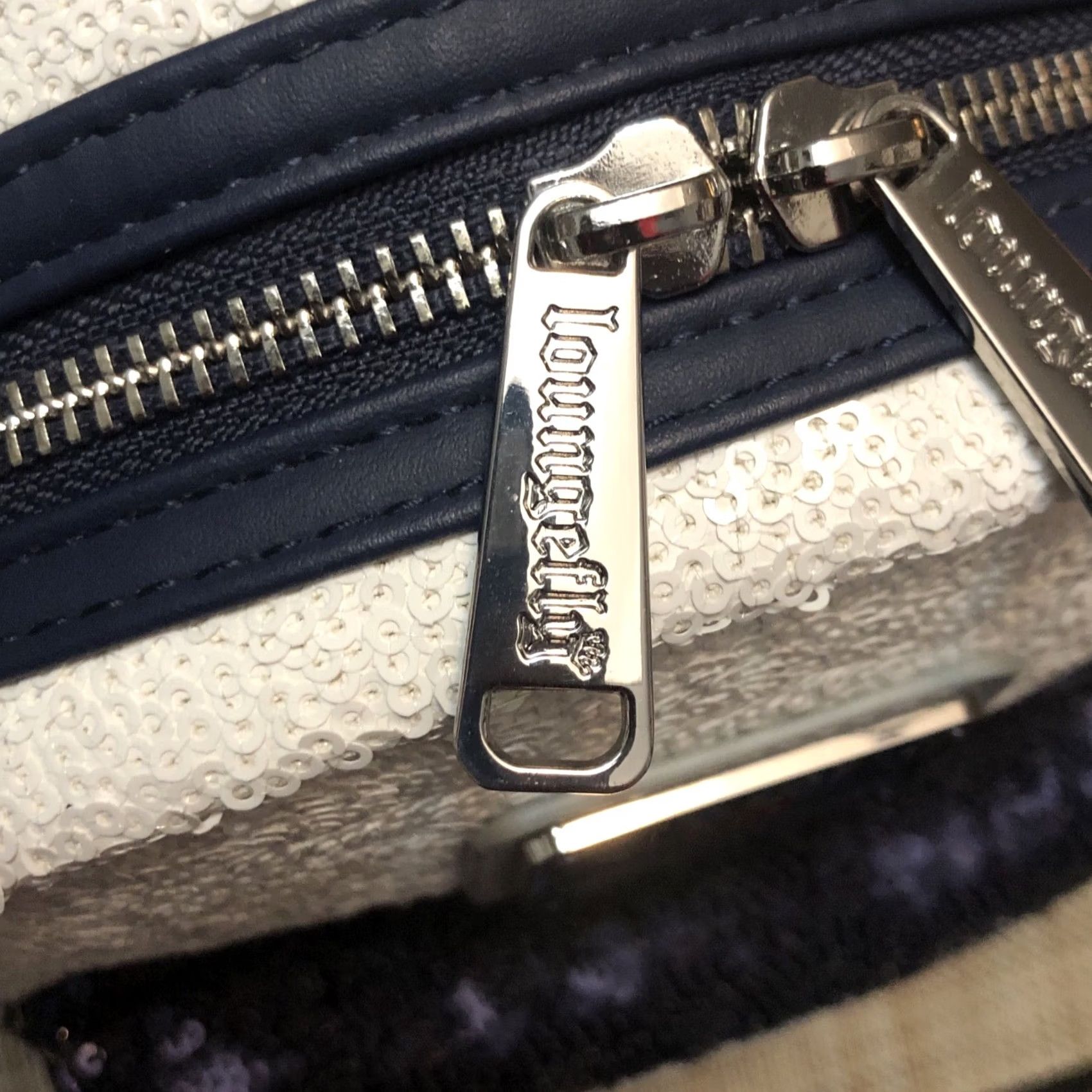 Vintage Loungefly NFL Dallas Cowboys Sequin Mini Backpack White Women Size ONE SIZE - 4 Thumbnail