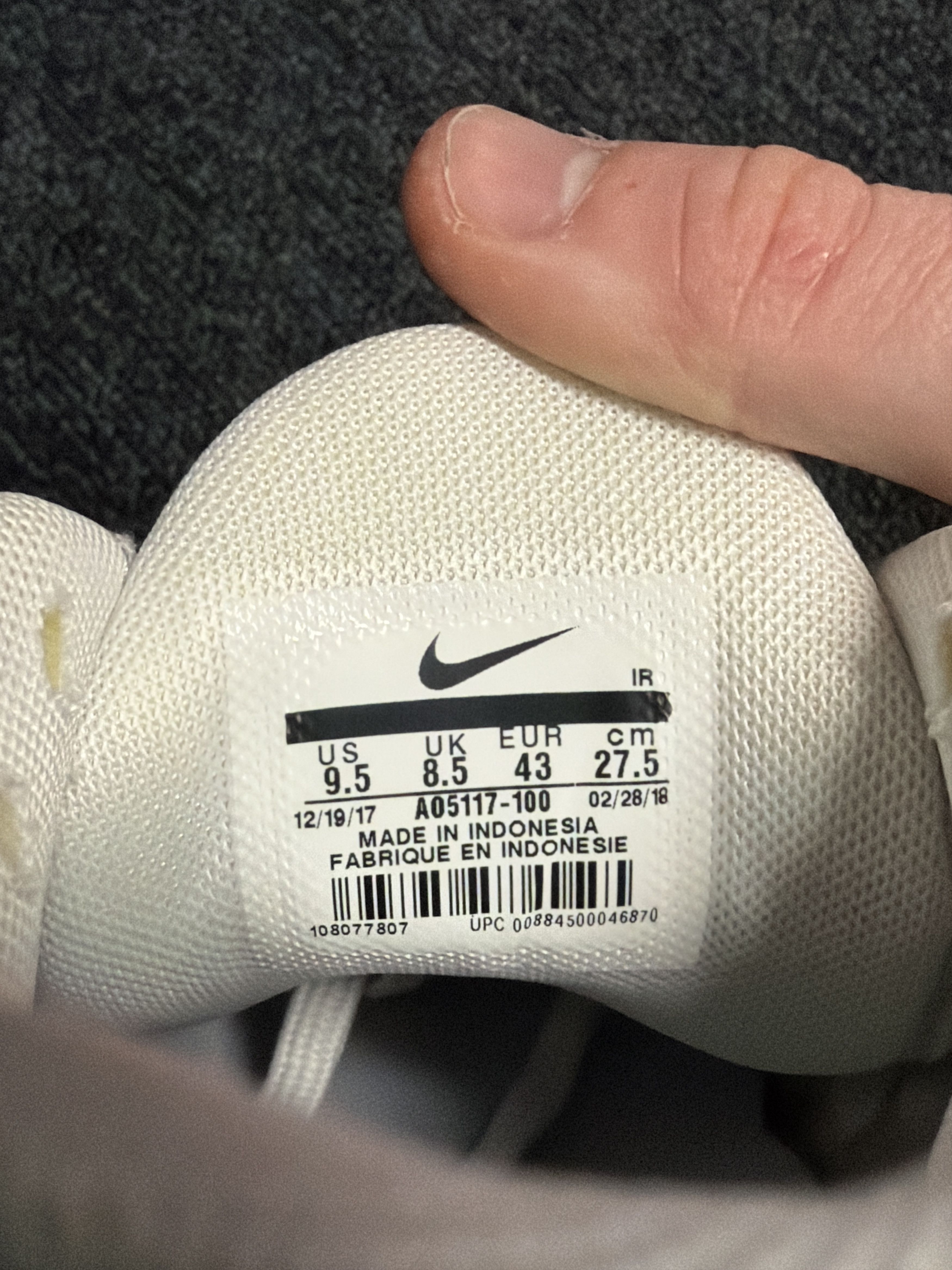 Nike Nike Air Max Plus TN NIC International Flag - Size US 9.5 Size US 9.5 / EU 42-43 - 8 Thumbnail