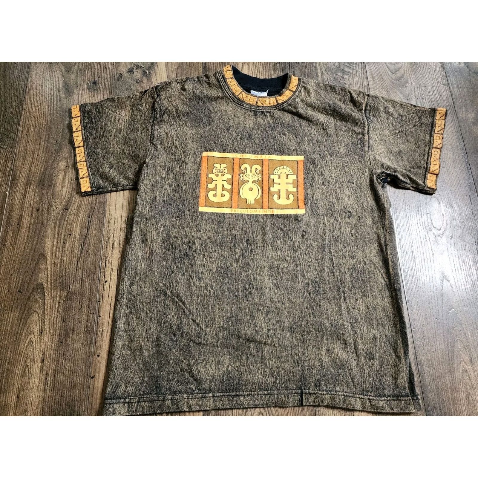 Vintage VINTAGE Sport Santi Columbia Precolombinos T Shirt Mens L Black Cotton Short Sleeve Crew Neck Size US L / EU 52-54 / 3 - 5 Thumbnail