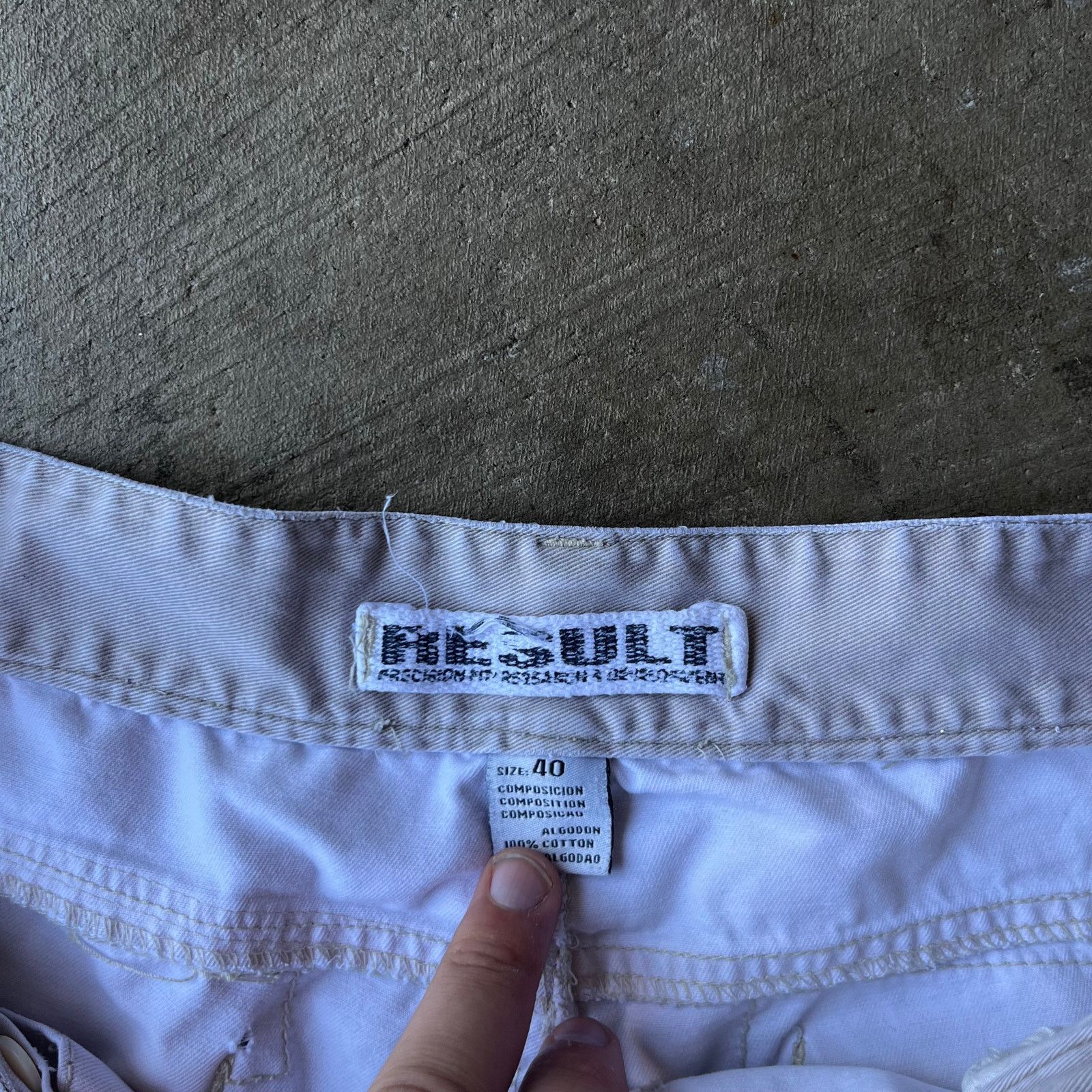 Vintage VINTAGE RESULT SHORTS Y2K CARGO WHITE BAGGY SUMMER FITS 37 Size US 37 - 4 Thumbnail