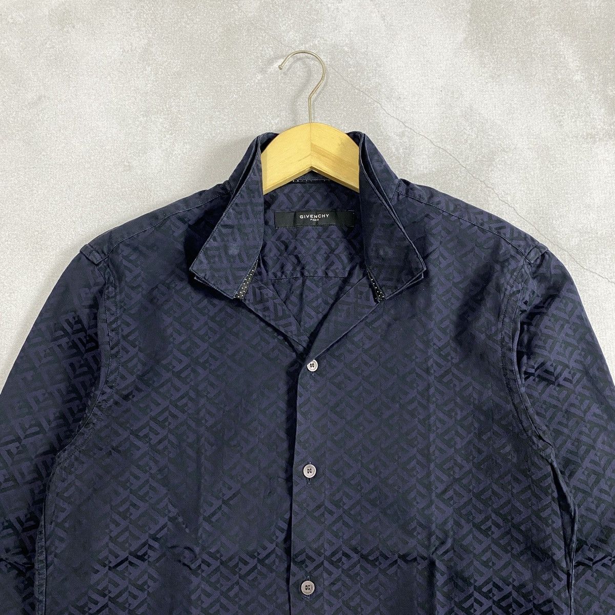 Givenchy Vintage Givenchy Monogram Patern Double Collar Shirt Size US XXS / EU 40 - 3 Thumbnail