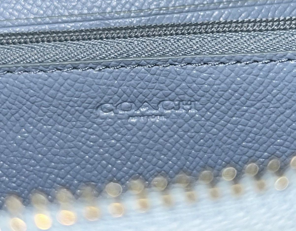 Coach Coach Light Blue Leather Zippy Wallet Size ONE SIZE - 3 Thumbnail