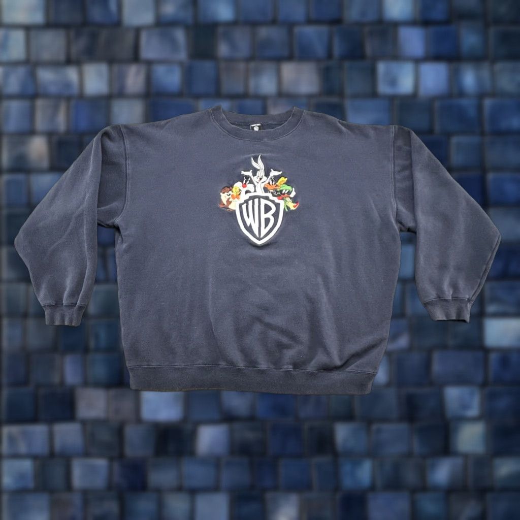 Vintage VINTAGE Warner Bros Crewneck Sweatshirt Mens 2XL Blue Embroidered Bugs Bunny Sweatshirt Logo 1997 Size US XXL / EU 58 / 5 - 1 Thumbnail