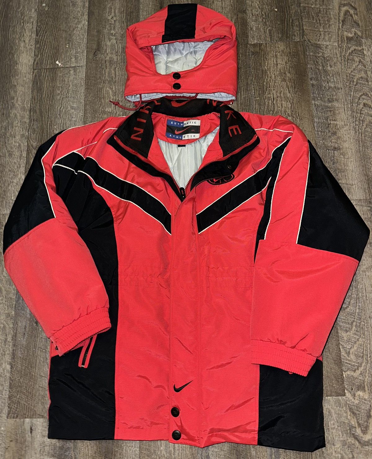 Nike Vintage Nike Puffer Parka Snow Jacket Size XL 26x31 Size US XXL / EU 58 / 5 - 1 Thumbnail