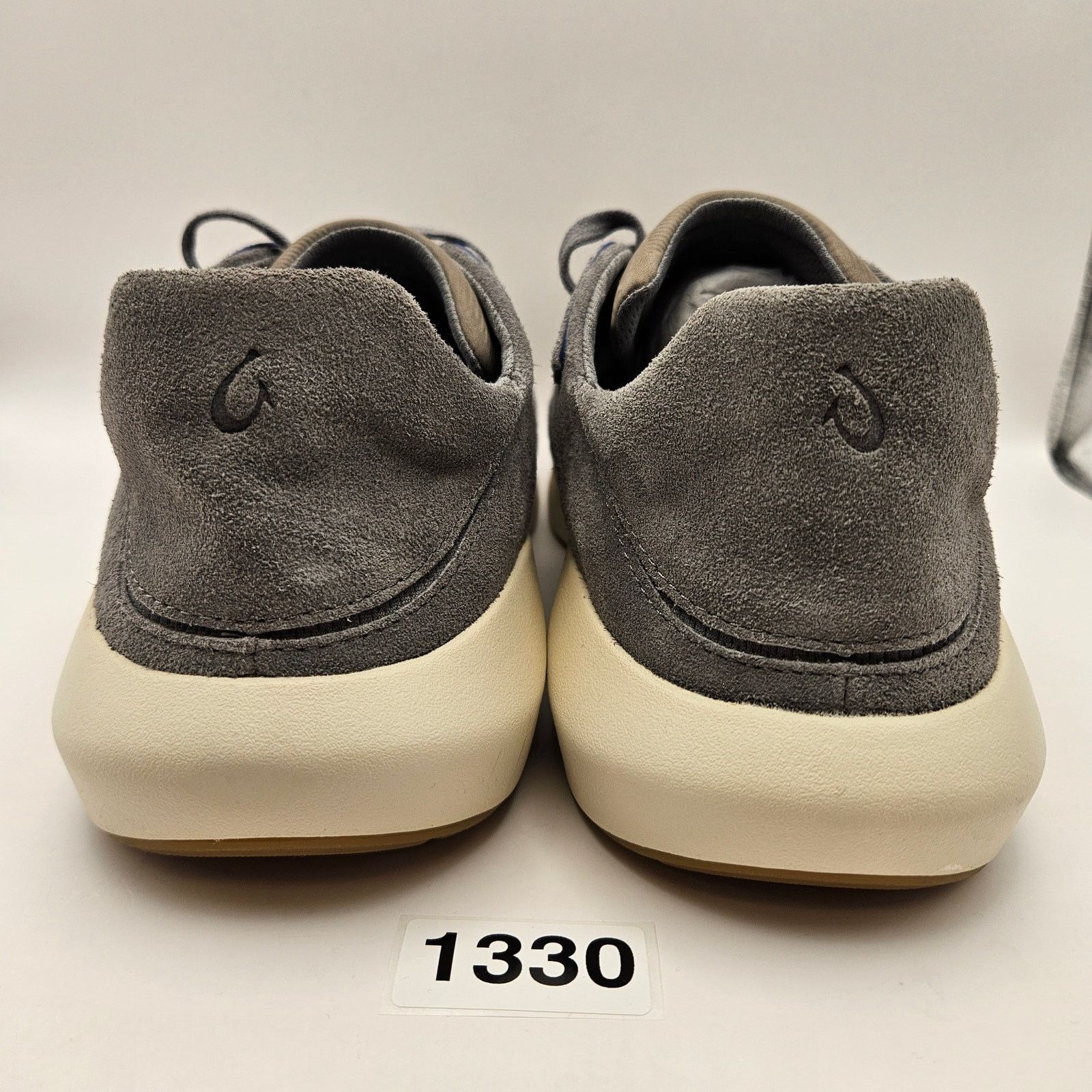 Olukai OLUKAI MEN'S 11 KOHEO CHARCOAL GREY LOW TOP SNEAKER GUM Size US 11 / EU 44 - 4 Thumbnail