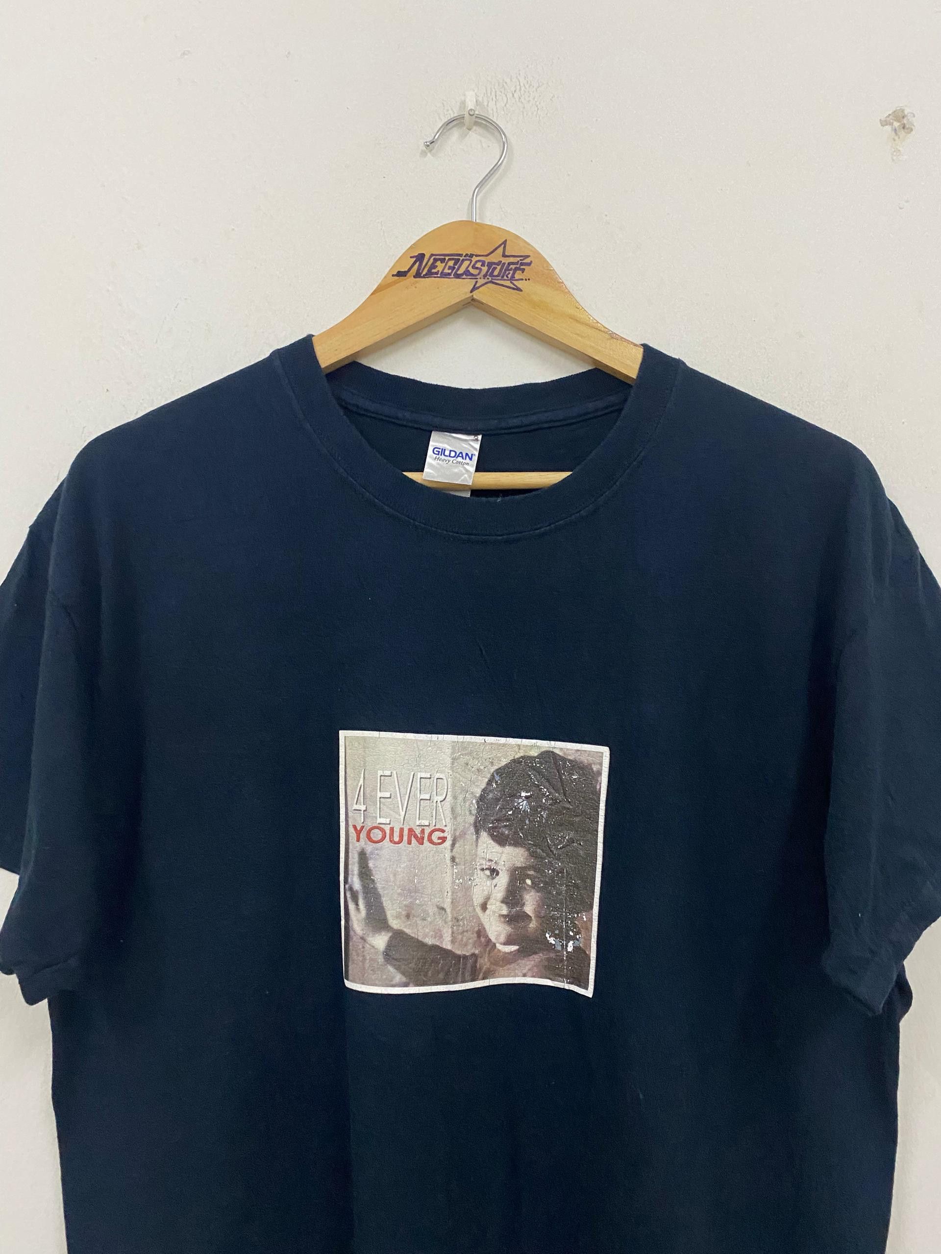 Vintage VTG Y2K Photo Print 4 Ever Young Potrait t shirt weber Size US L / EU 52-54 / 3 - 2 Thumbnail