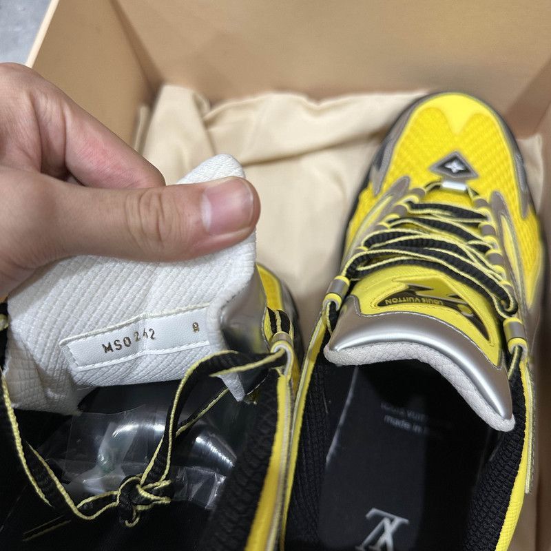 Louis Vuitton Louis Vuitton Runner Tatic Casual Sneakers -2508 Size US 9.5 / EU 42-43 - 4 Thumbnail