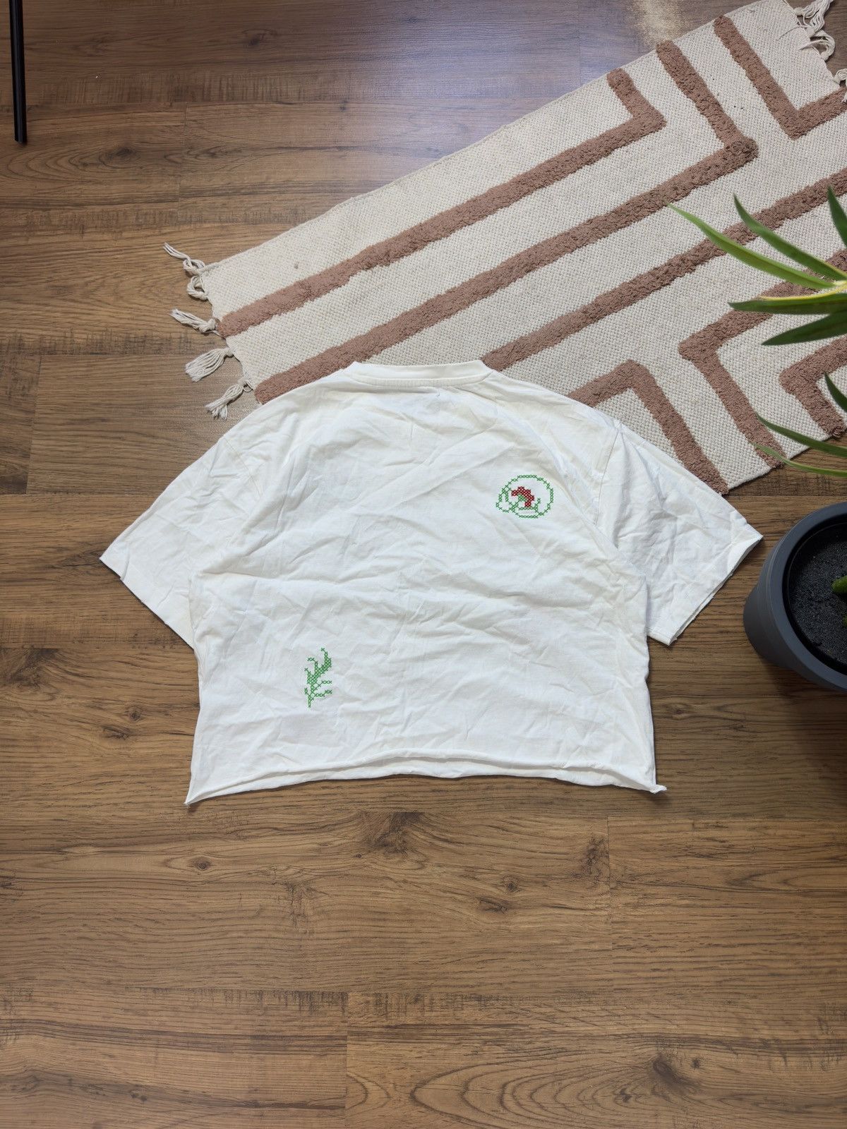 Vintage “BE THE LIGTH AND CHANGE THE WORLD” HUMOR BOXY FIT TEE Size US S / EU 44-46 / 1 - 7 Thumbnail