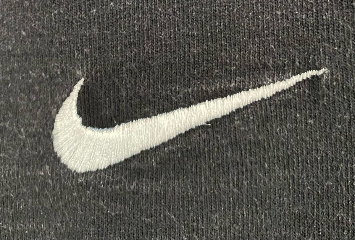 Nike 90’s Nike White Tag Logo Faded Black Shorts Medium Size US 32 / EU 48 - 4 Thumbnail
