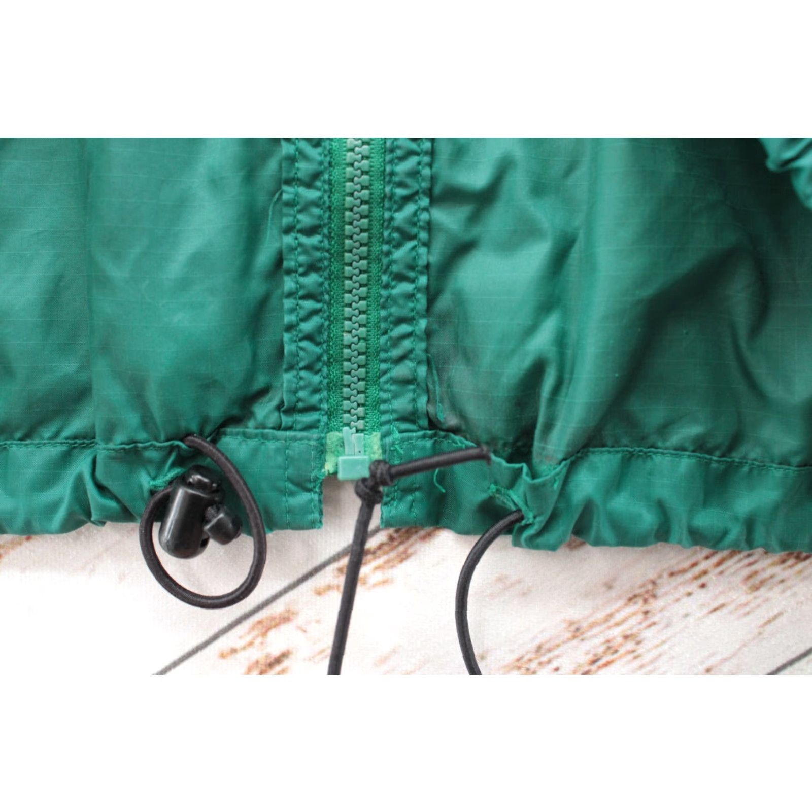 Ralph Lauren VINTAGE Ralph Lauren Chaps Golf Hooded Windbreaker Jacket Mens Large Green Full Zip Preppy Size US L / EU 52-54 / 3 - 3 Thumbnail