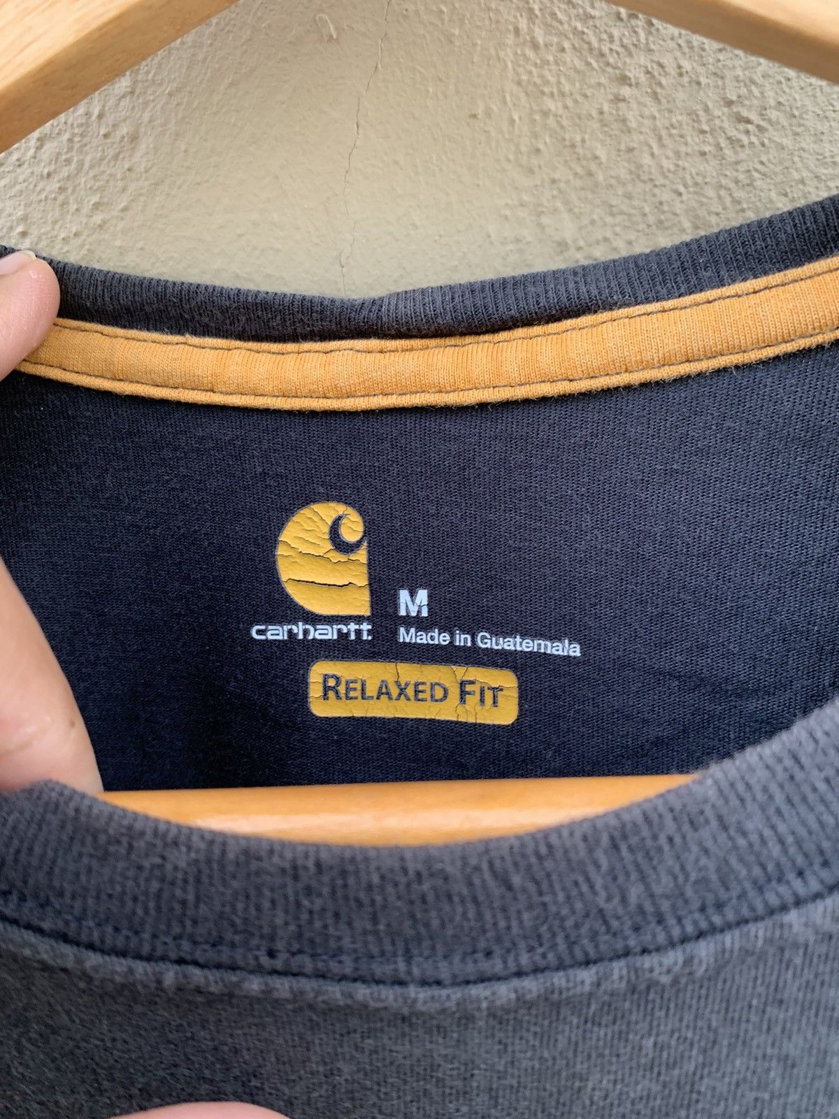 Carhartt Y2K Thrashed Faded Carhartt Faded Black Pocket Tshirt Size US M / EU 48-50 / 2 - 4 Thumbnail