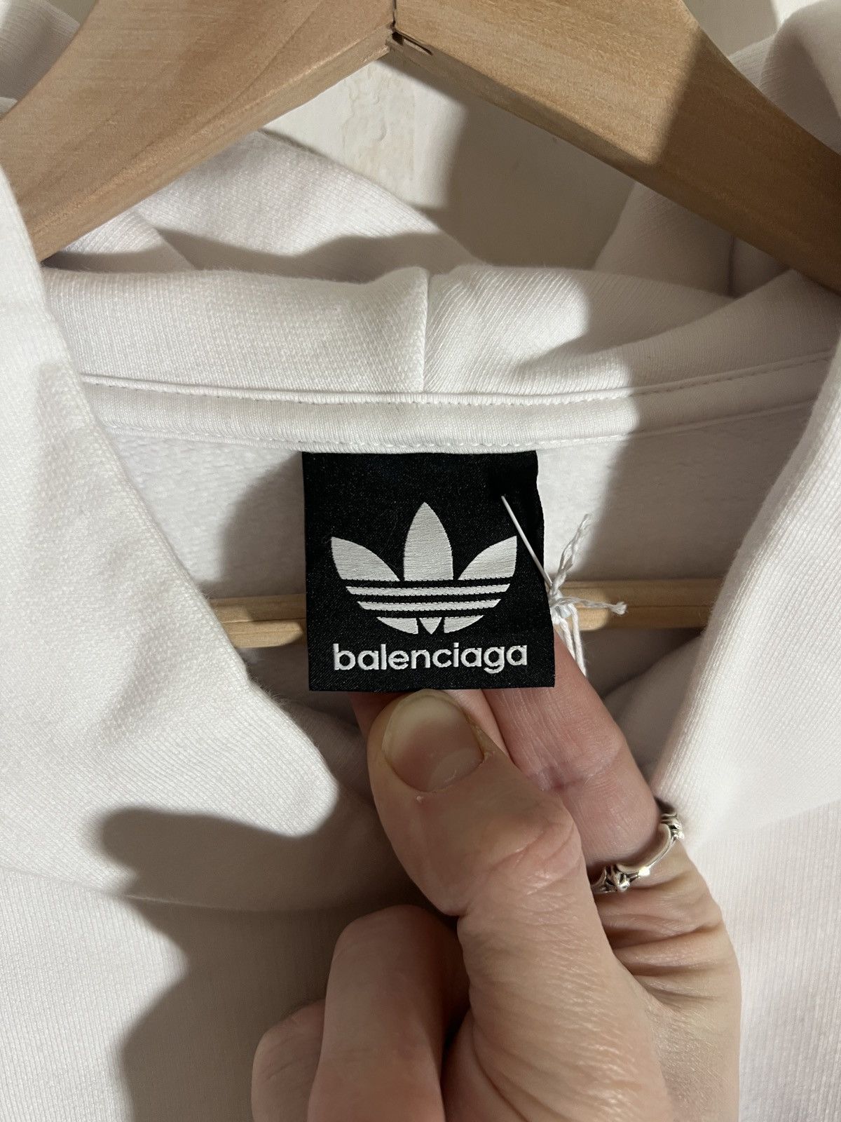 Adidas × Balenciaga Balenciaga x Adidas White Embroidered Trefoil Graphic Hoodie Size US XL / EU 56 / 4 - 4 Thumbnail