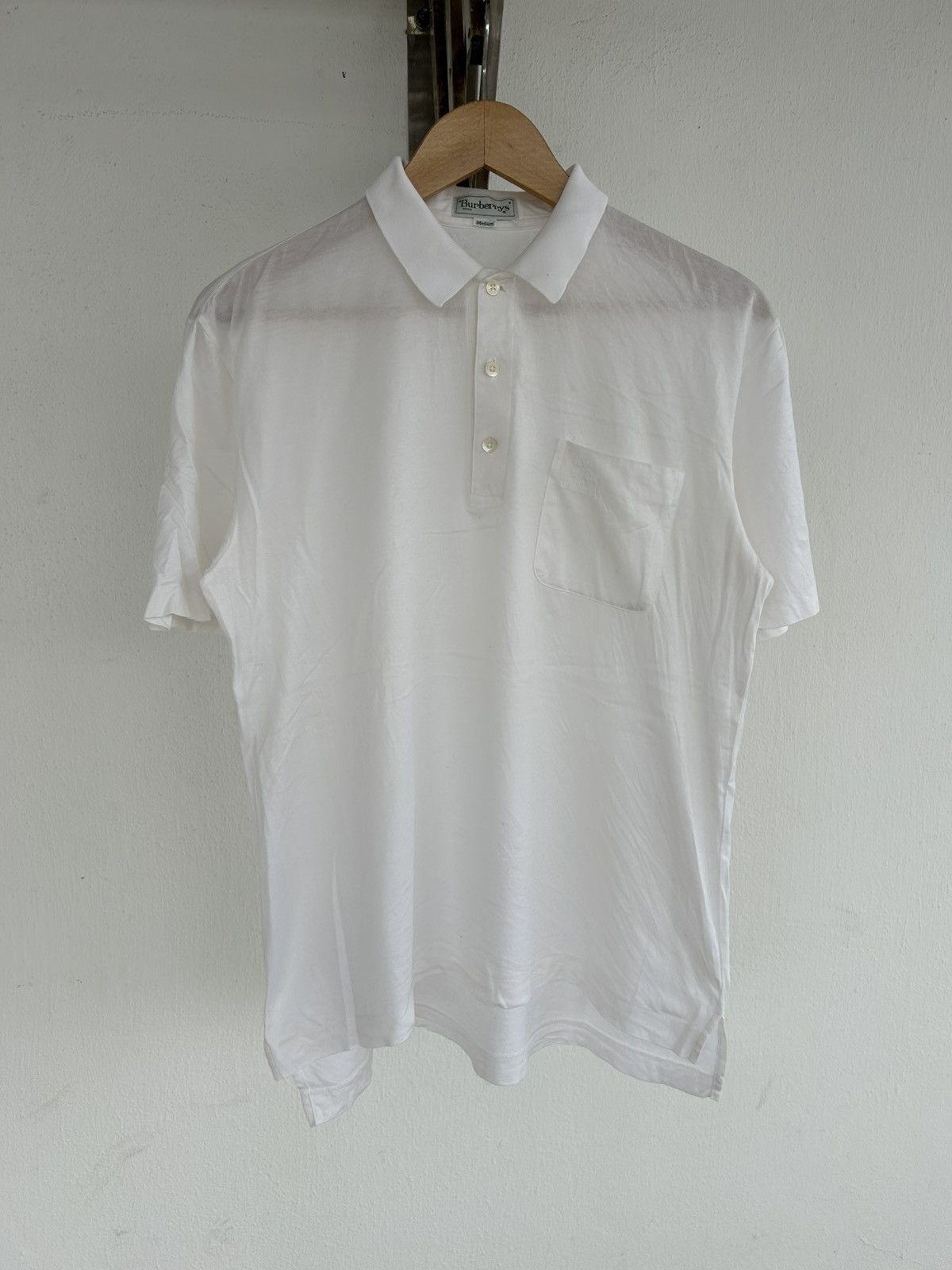 Burberry Burberrys regd Vintage Polo White Size US M / EU 48-50 / 2 - 1 Thumbnail