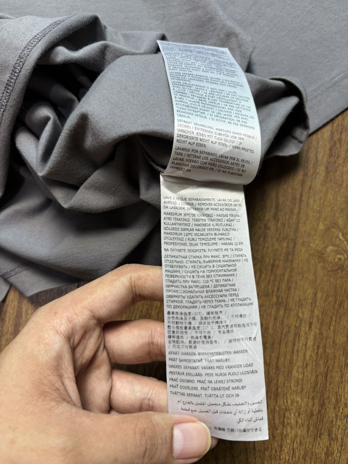 Maison Margiela FREE TAX! Maison Margiela Four Stitch Basic Tee Size US L / EU 52-54 / 3 - 8 Thumbnail