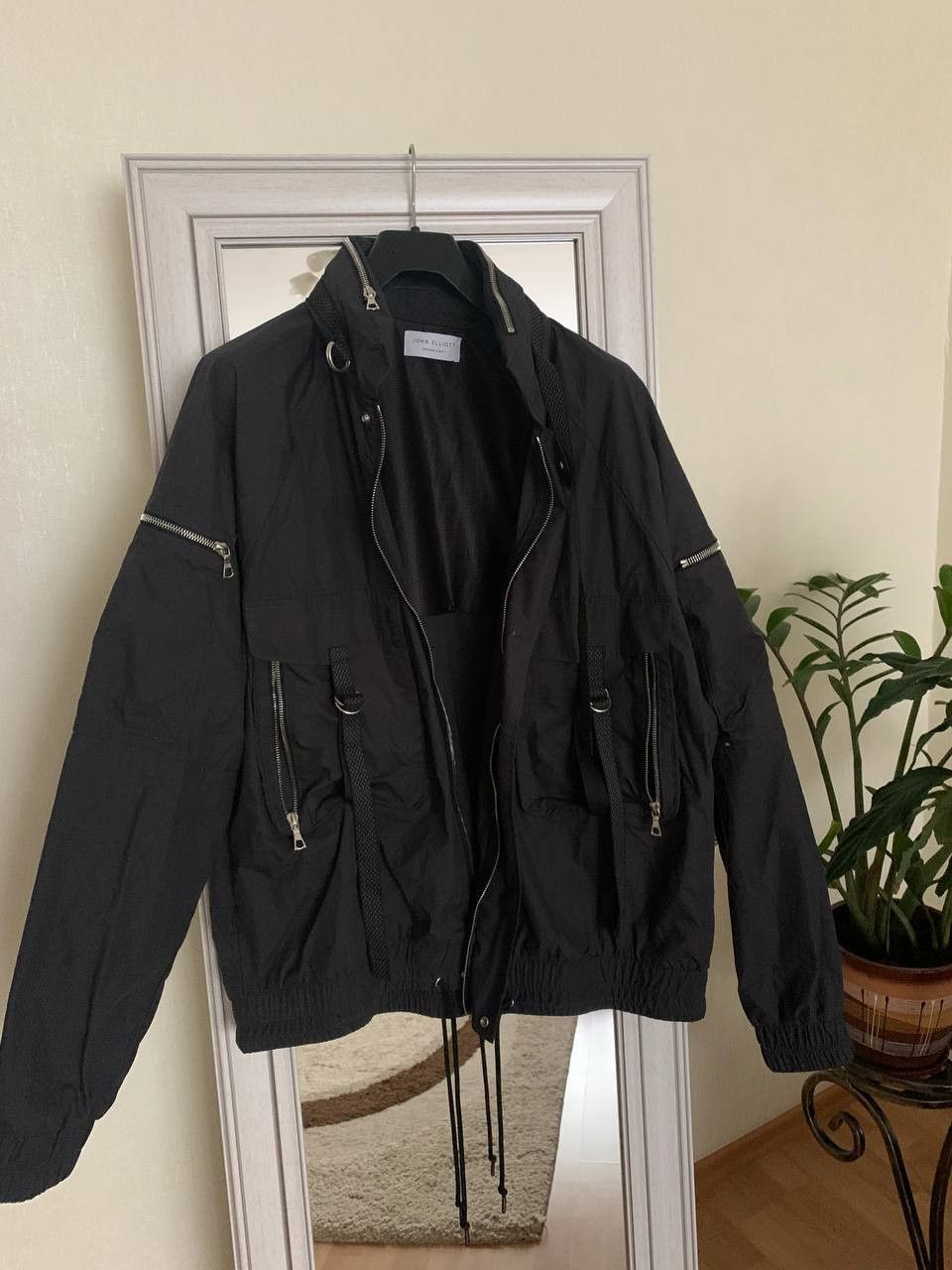 Pre-owned John Elliott Srd Parachute Zip Jacket In Black
