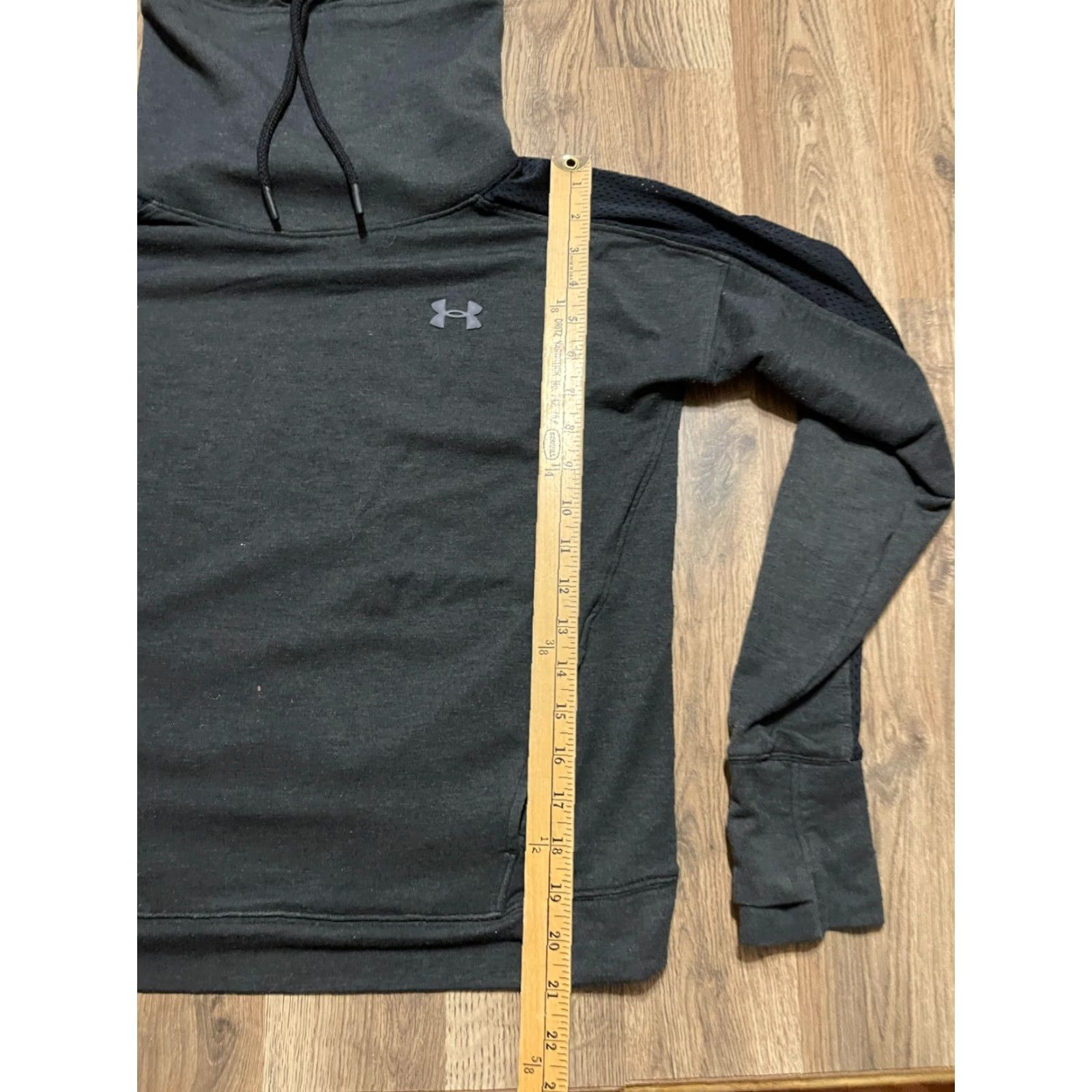 Under Armour Under armour Sweatshirt, Women's Size Small, Black, Long Sleeve, Turtleneck, Pullover, Casual Ladies S Black Modern Spring Fall, Womens Size S / US 4 / IT 40 - 6 Thumbnail