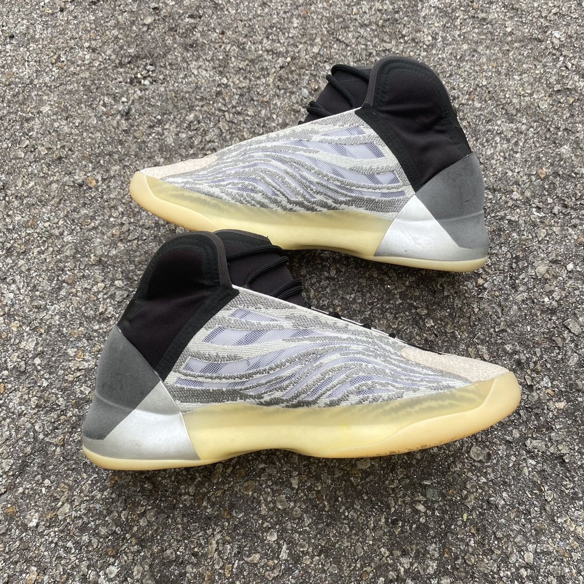 Adidas Adidas Yeezy Quantum 'QNTM' Q46473 Size 9 Size US 9 / EU 42 - 4 Thumbnail