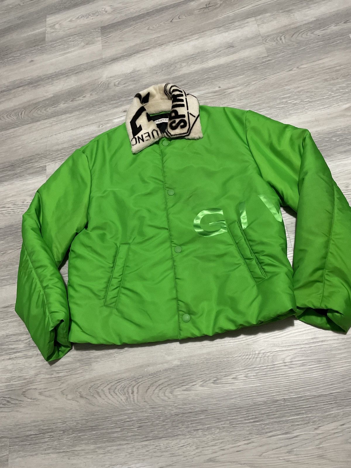 Givenchy Givenchy Neon Green Shearling Jacket Size US M / EU 48-50 / 2 - 6 Thumbnail