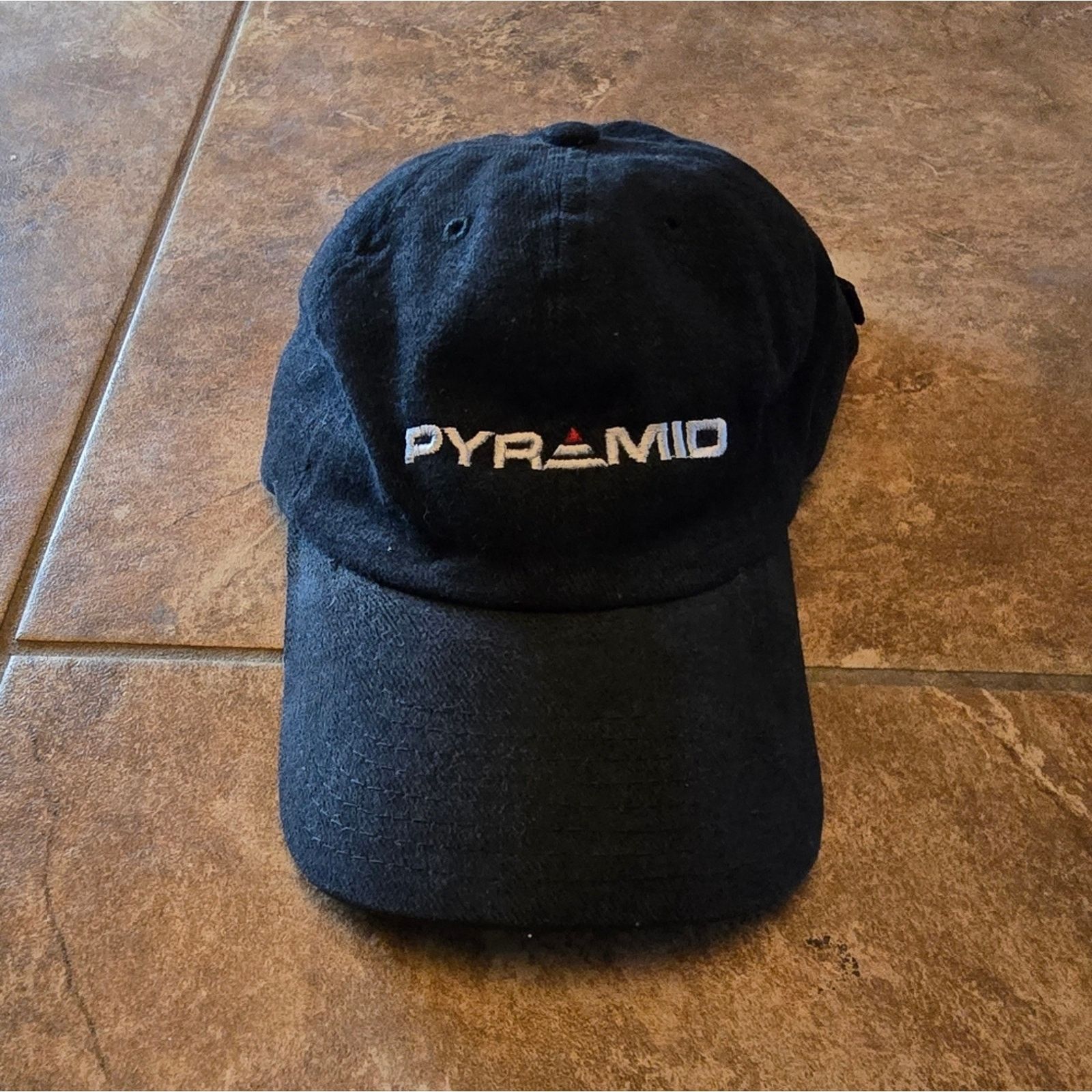 Other Black | FW | Pyramid Baseball Hat Size ONE SIZE - 2 Thumbnail