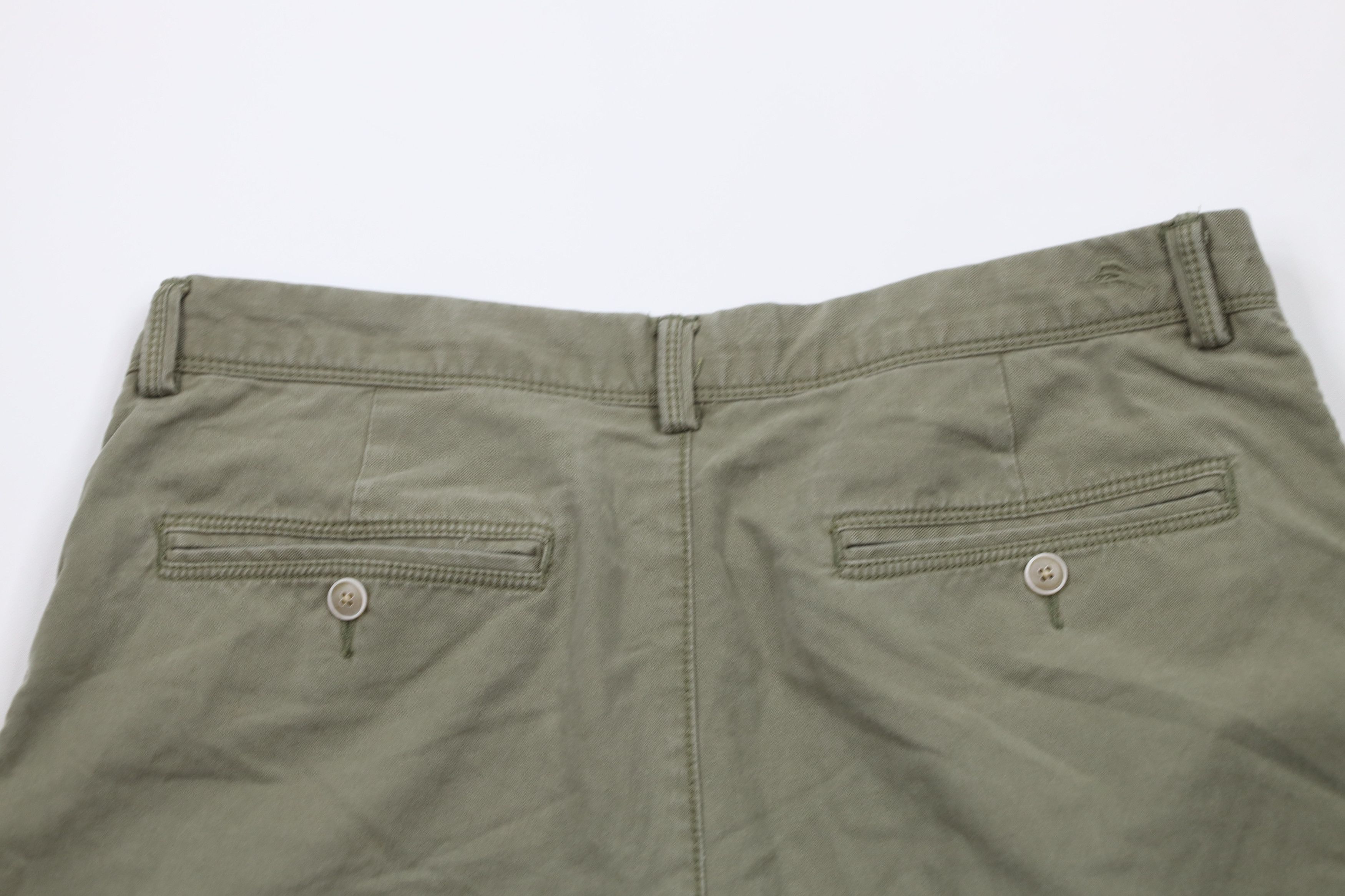 Tommy Bahama × Vintage Vintage Y2K Tommy Bahama Knee Golfing Chino Shorts Green Size US 34 / EU 50 - 12 Thumbnail