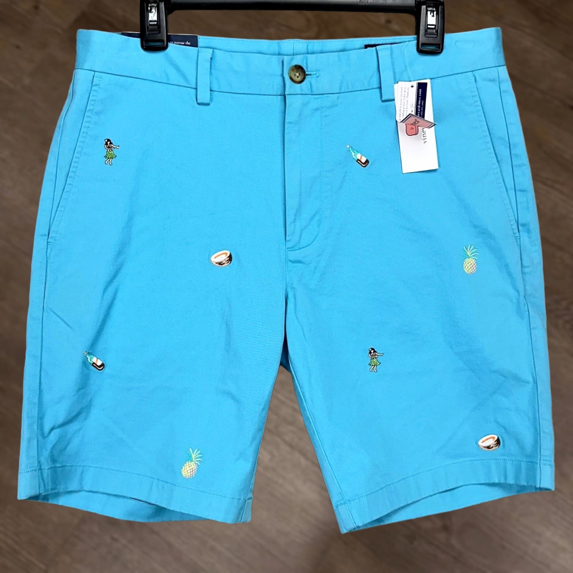 Vineyard Vines Vineyard Vines Men Breaker Shorts 32X9 Blue Tropical Vacay Khaki Classic Fit NEW Size US 32 / EU 48 - 1 Thumbnail