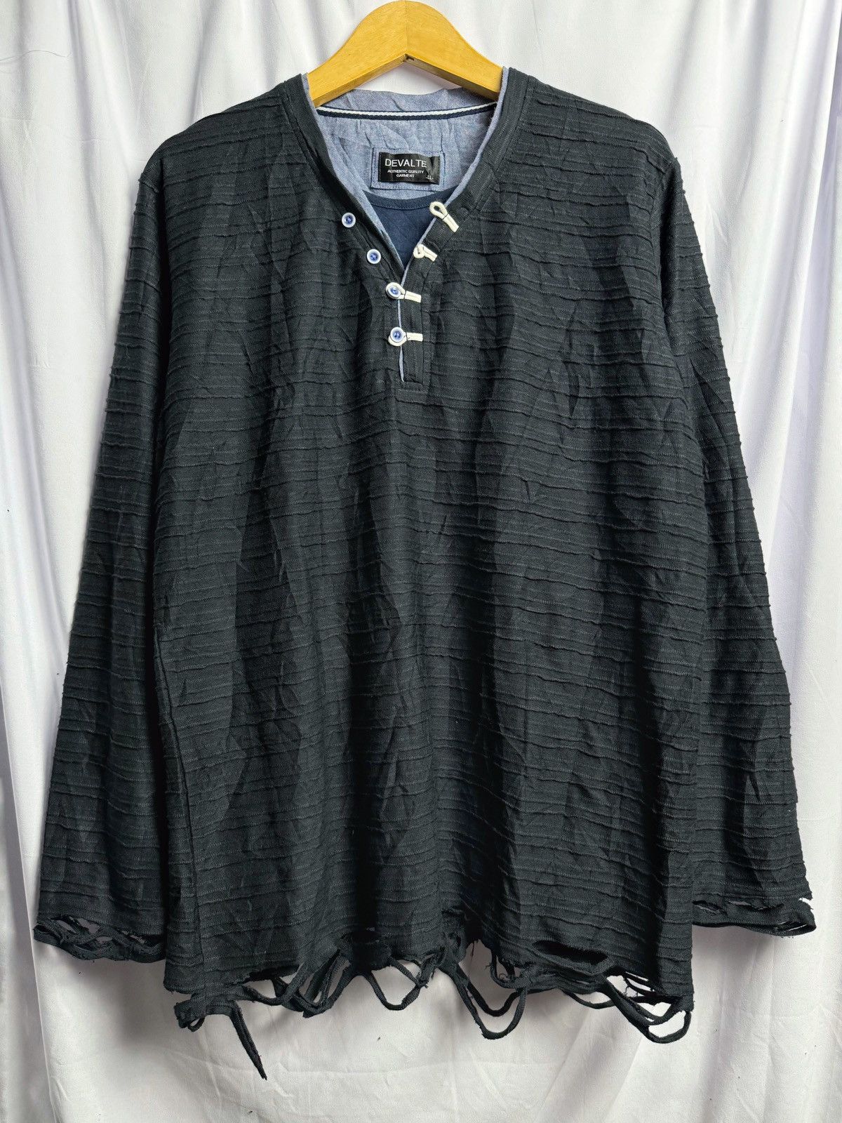 Beauty Beast Distressed Delvate Stripe Shadow Long Sleeve Size US L / EU 52-54 / 3 - 1 Thumbnail