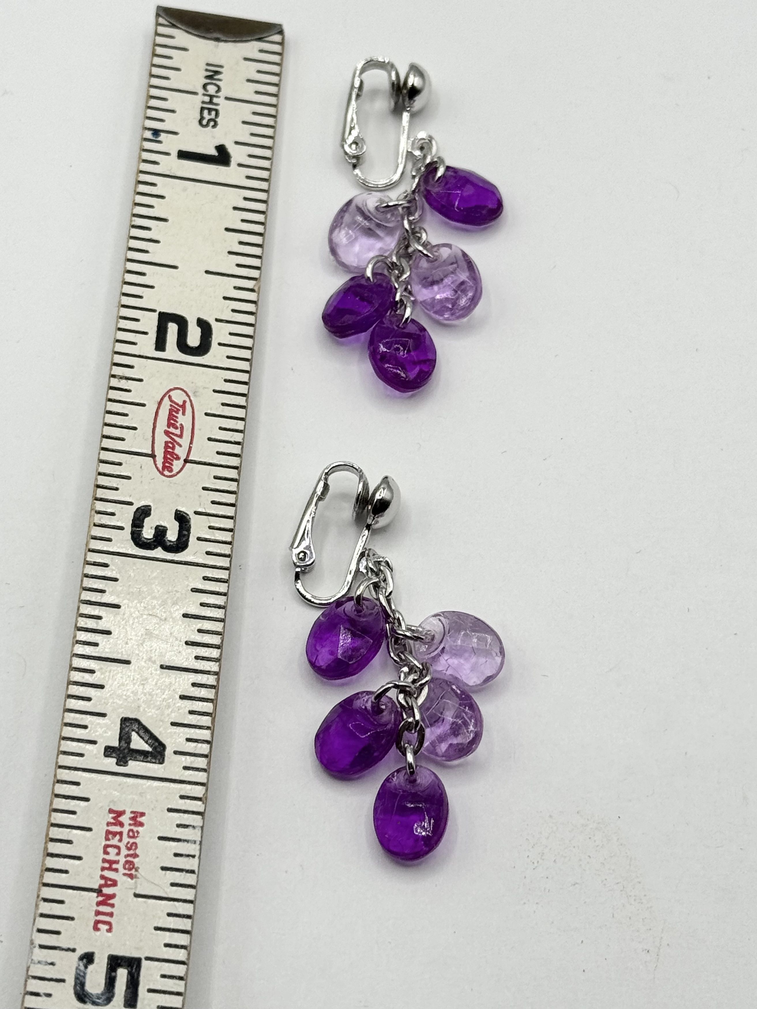 Other Vintage Sarah Coventry purple acrylic crystal dangle drop ea Size ONE SIZE - 4 Thumbnail