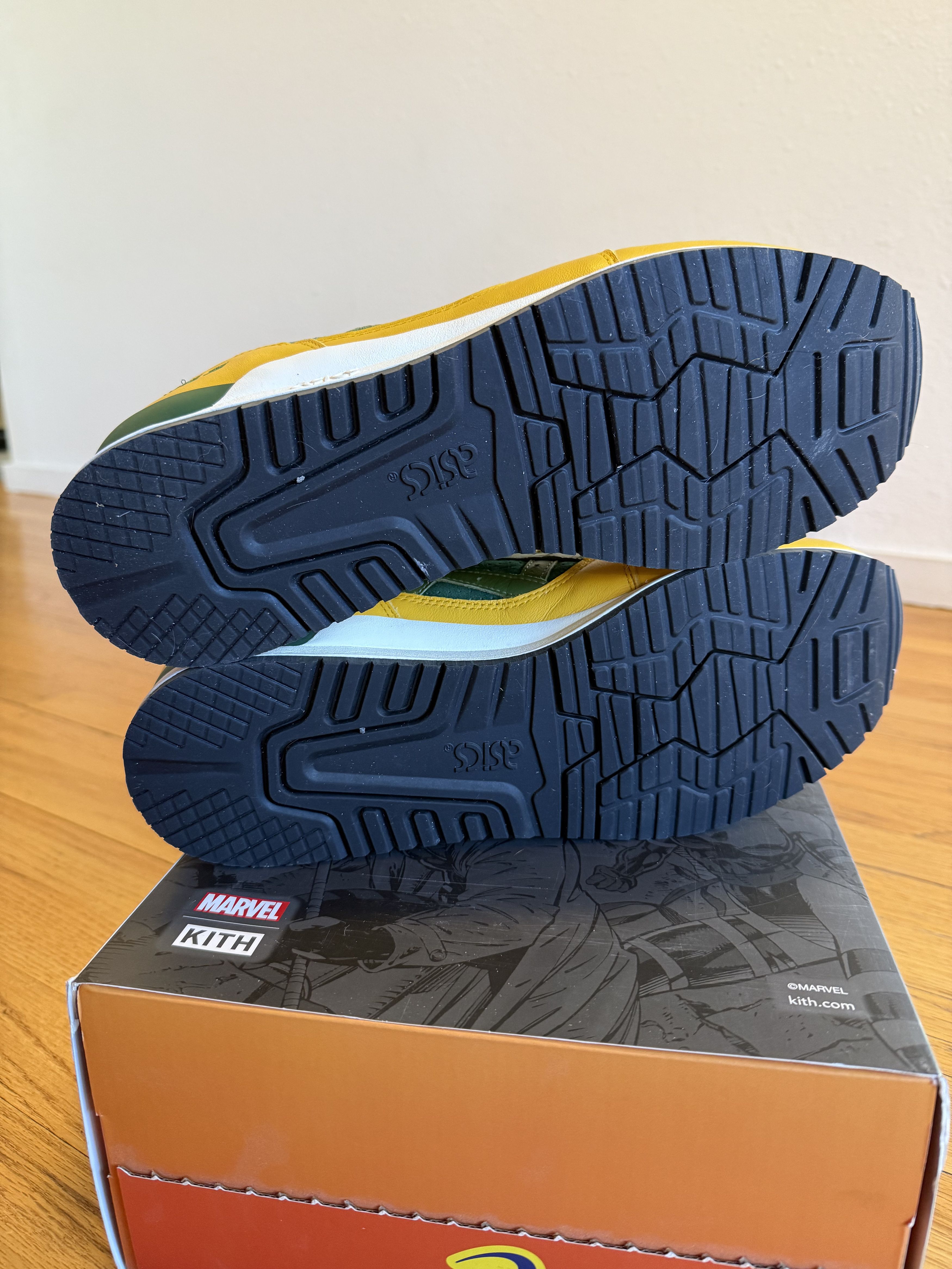 Asics × Kith × Marvel Comics Kith Marvel X-Men Rogue ASICS GEL-LYTE III Sz 12, 1/1,299 Size US 12 / EU 45 - 6 Thumbnail