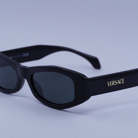 Versace Versace VE4487 GB1/87 Sunglasses Black Rectangle Frame Size ONE SIZE - 2 Thumbnail