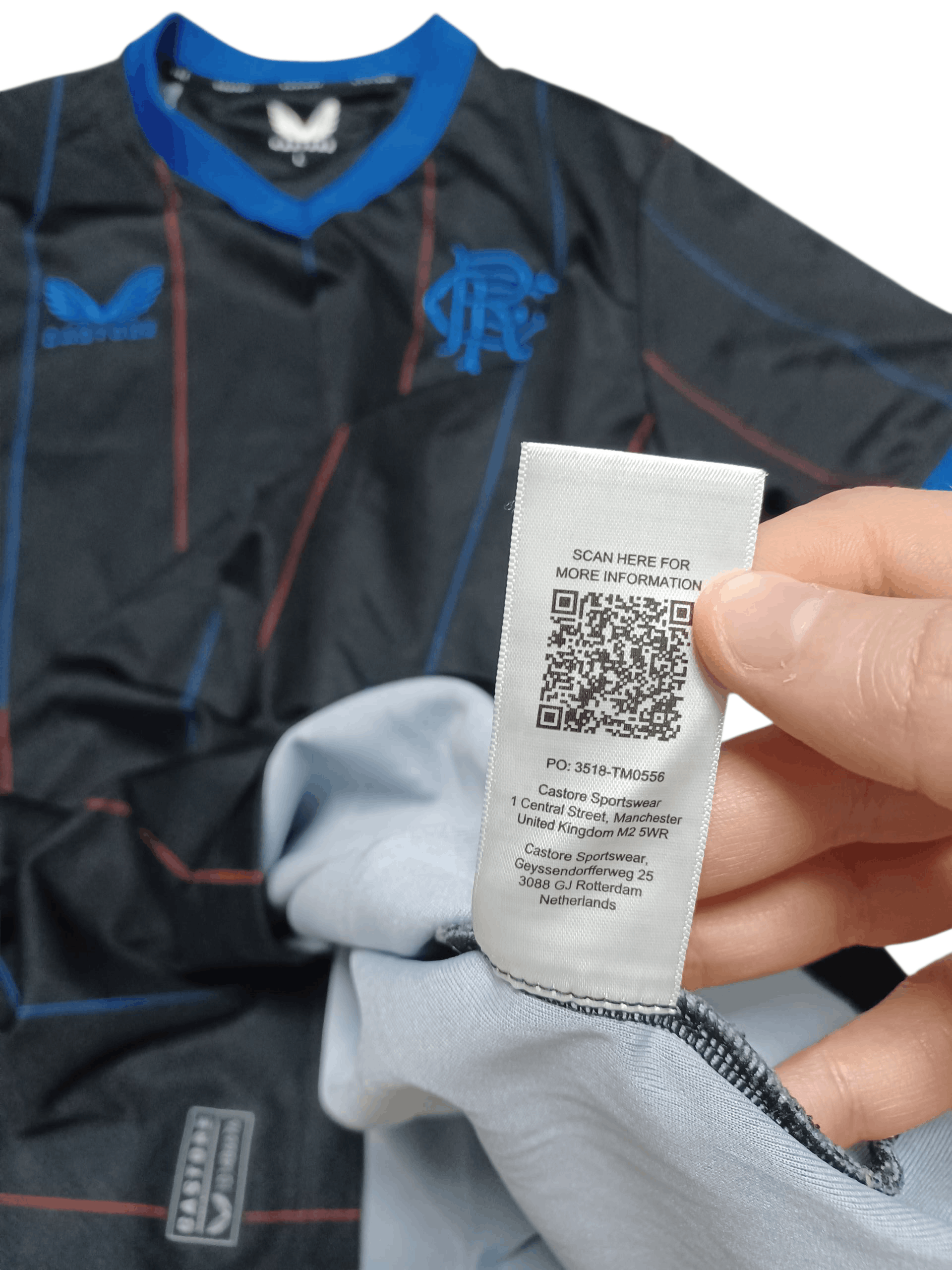 Castore RANGERS GLASGOW CASTORE 2022/2023 SOCCER JERSEY Size US L / EU 52-54 / 3 - 6 Thumbnail