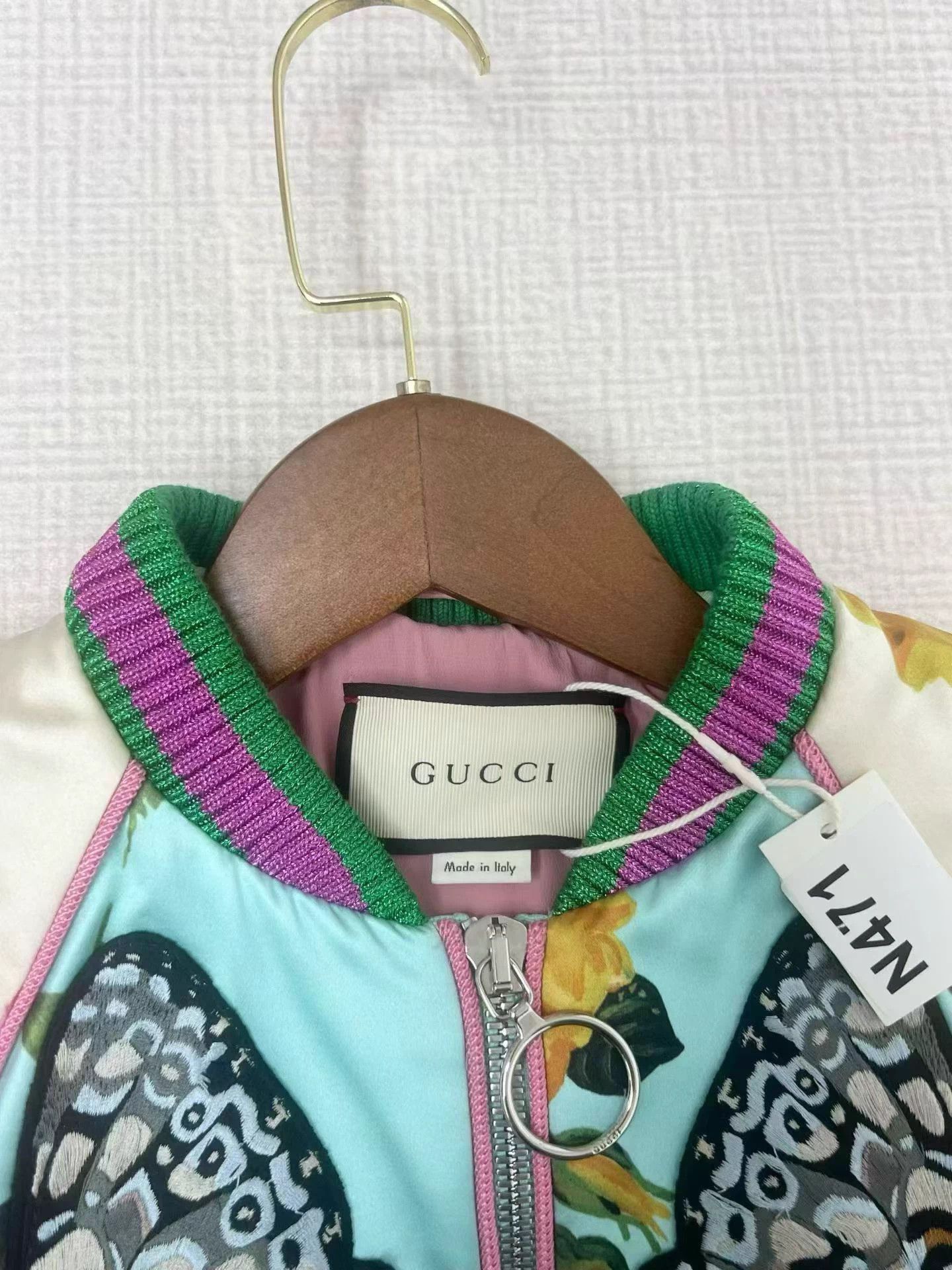 Gucci Gucci heavy print butterfly bee baseball jacket 44 Size M / US 6-8 / IT 42-44 - 4 Thumbnail