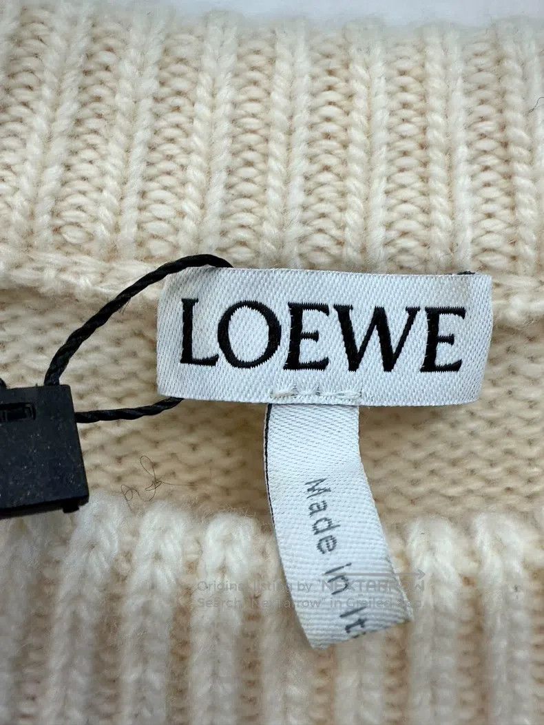 Loewe Loewe Crystal logo knit round neck ladies wool sweater Size XS / US 0-2 / IT 36-38 - 3 Thumbnail