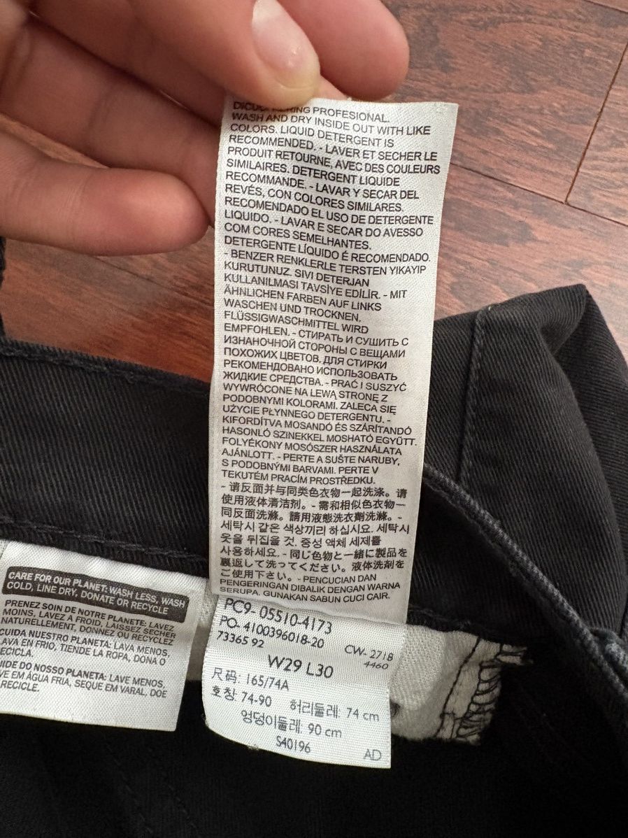 Levi's Levi’s Black 510 slim Jean distressed Size US 29 - 9 Thumbnail