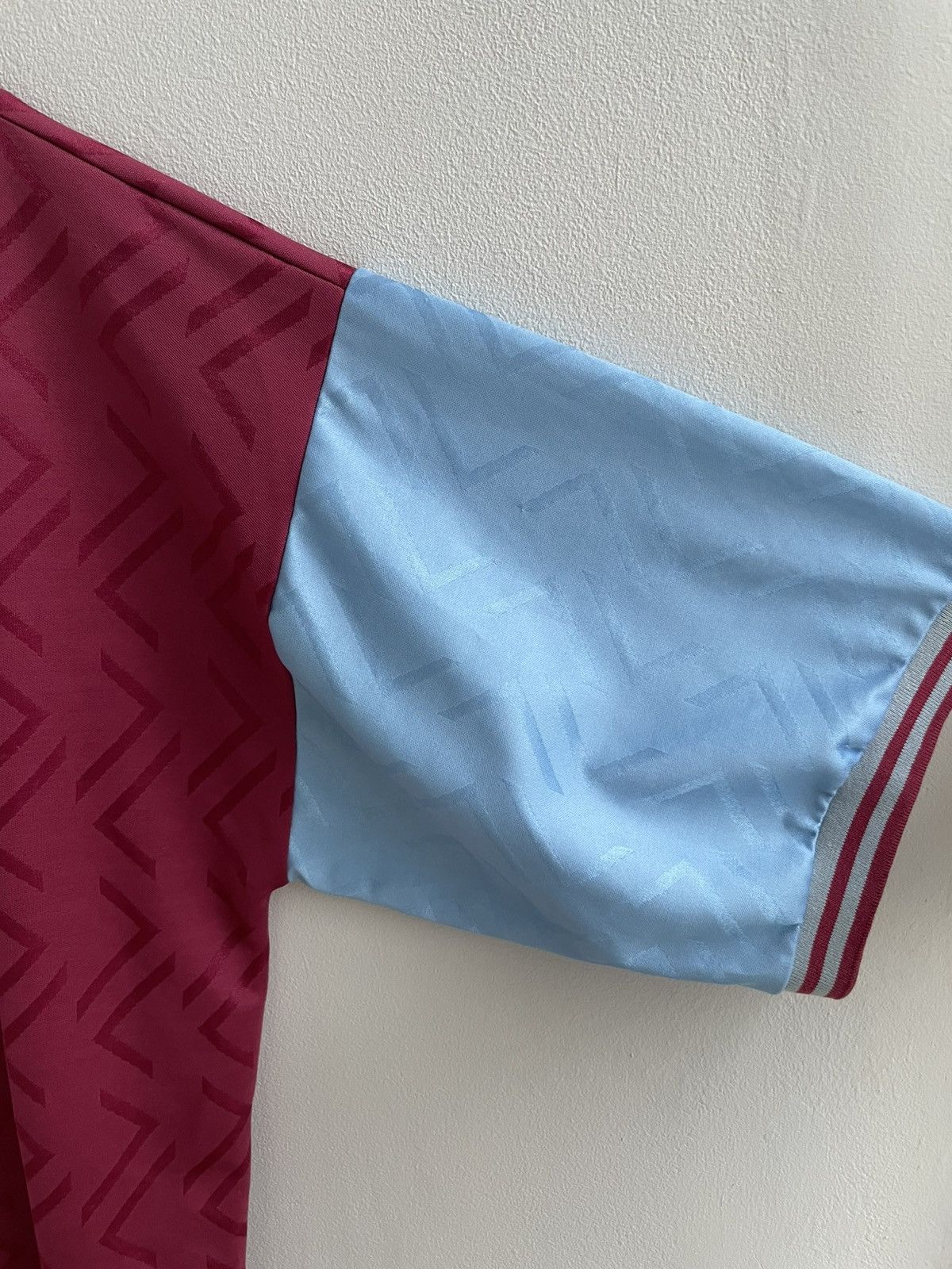 Vintage Bobby Moore West Ham United 1993 1994 1995 Football Shirt Size US XXL / EU 58 / 5 - 21 Thumbnail