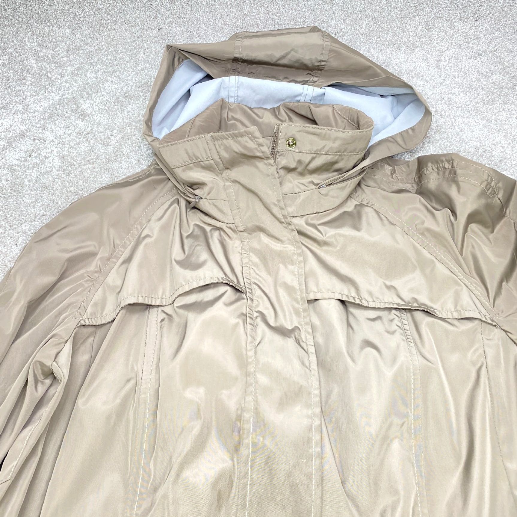 Orvis Orvis Rain Jacket Women’s L Stone Pockets Packable Hood Drawstring Jacket Size L / US 10 / IT 46 - 4 Thumbnail
