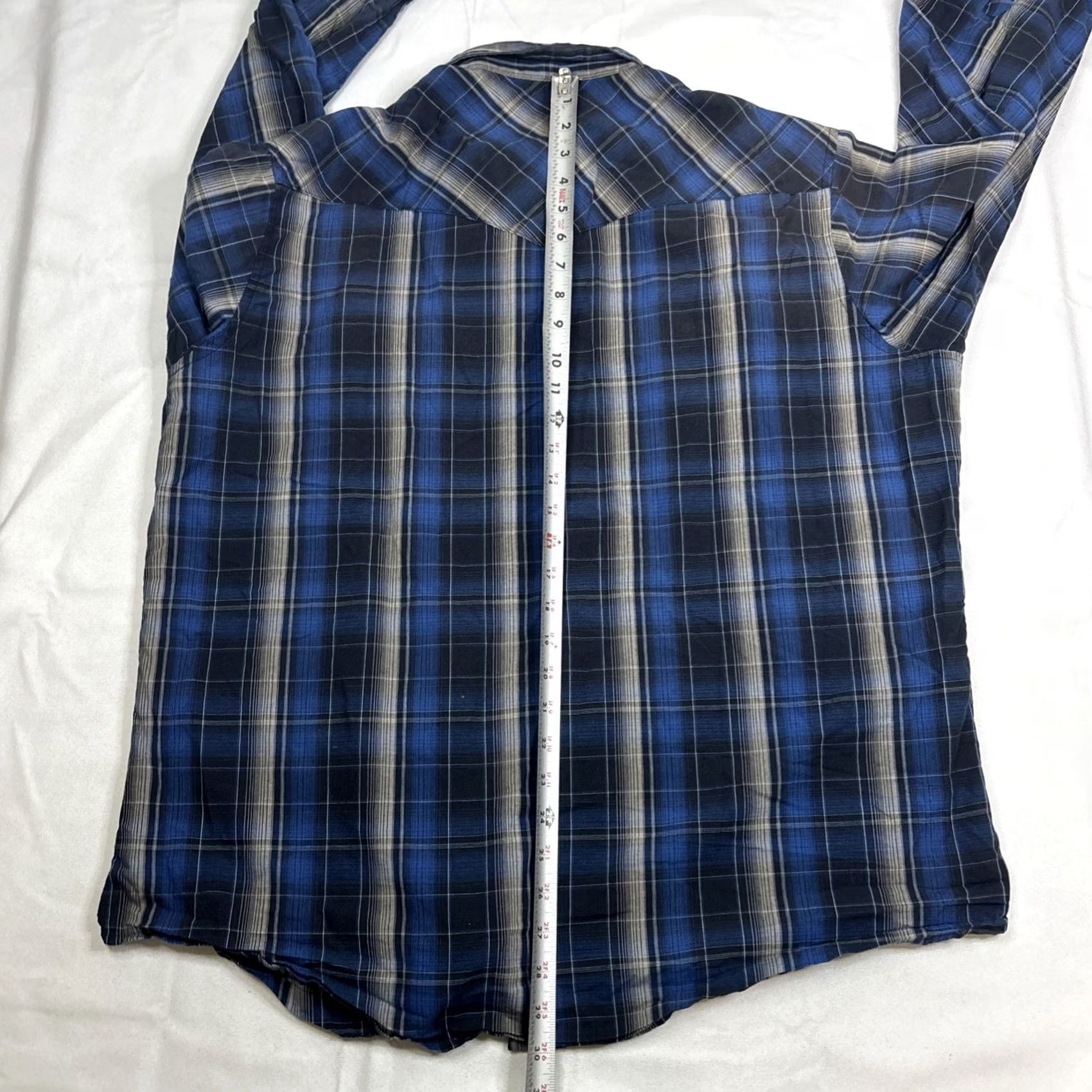 Wrangler Wrangler Shirt Mens XL Blue Black Plaid Pearl Snap Western Long Sleeve Regular Fit Button-Up Shirt Size US XL / EU 56 / 4 - 7 Thumbnail