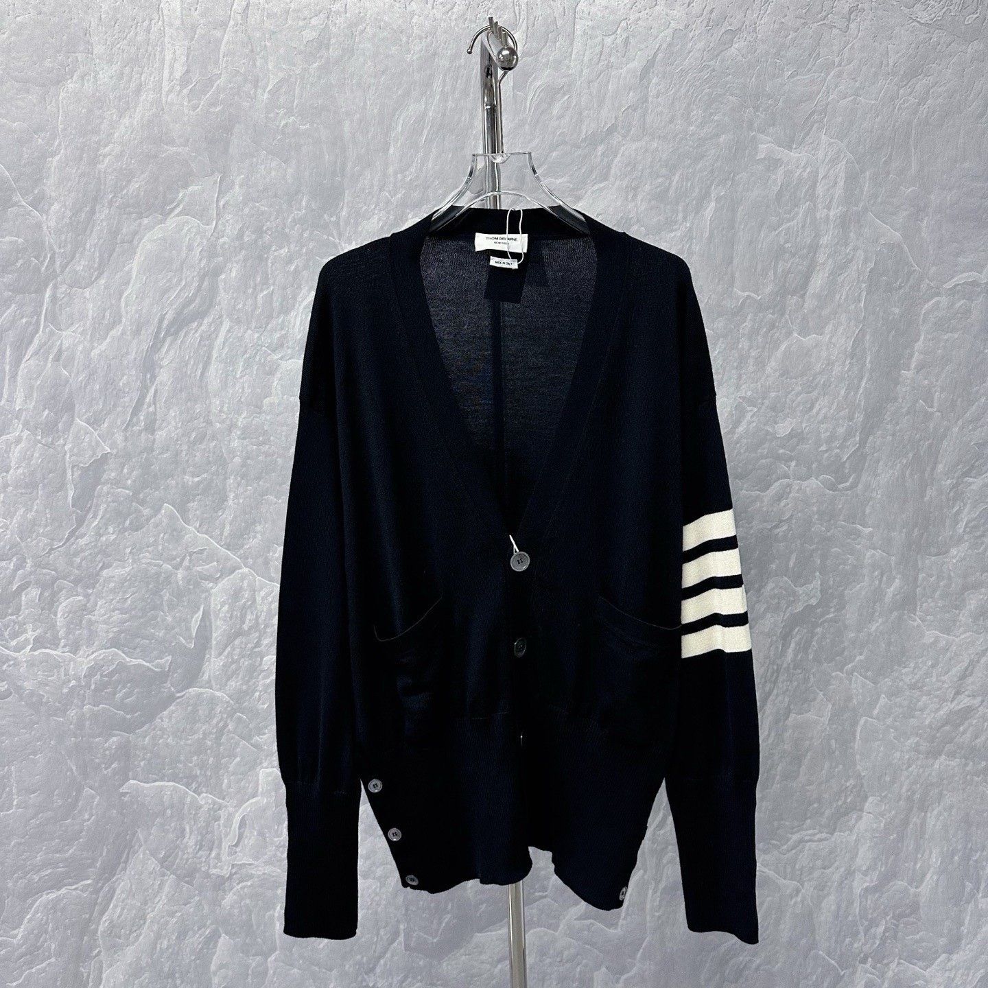 Thom Browne Thom Browne Striped V-Neck Wool Cardigan Size US L / EU 52-54 / 3 - 1 Thumbnail