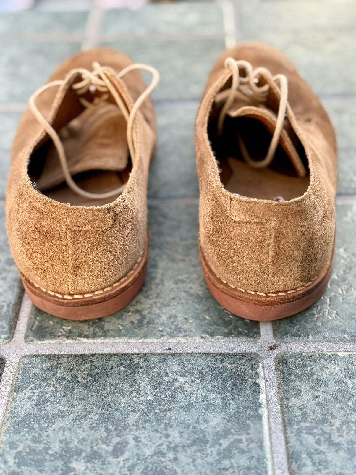 Allen Edmonds Allen Edmonds Boone Suede Bluchers 9.5 3E Vibram Sole Size US 9.5 / EU 42-43 - 3 Thumbnail