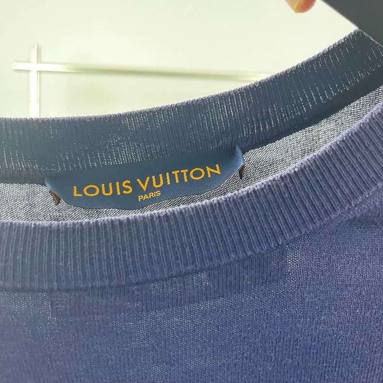 Louis Vuitton Louis Vuitton Blue knit short sleeve 2501-Nextarrow Size US M / EU 48-50 / 2 - 3 Thumbnail