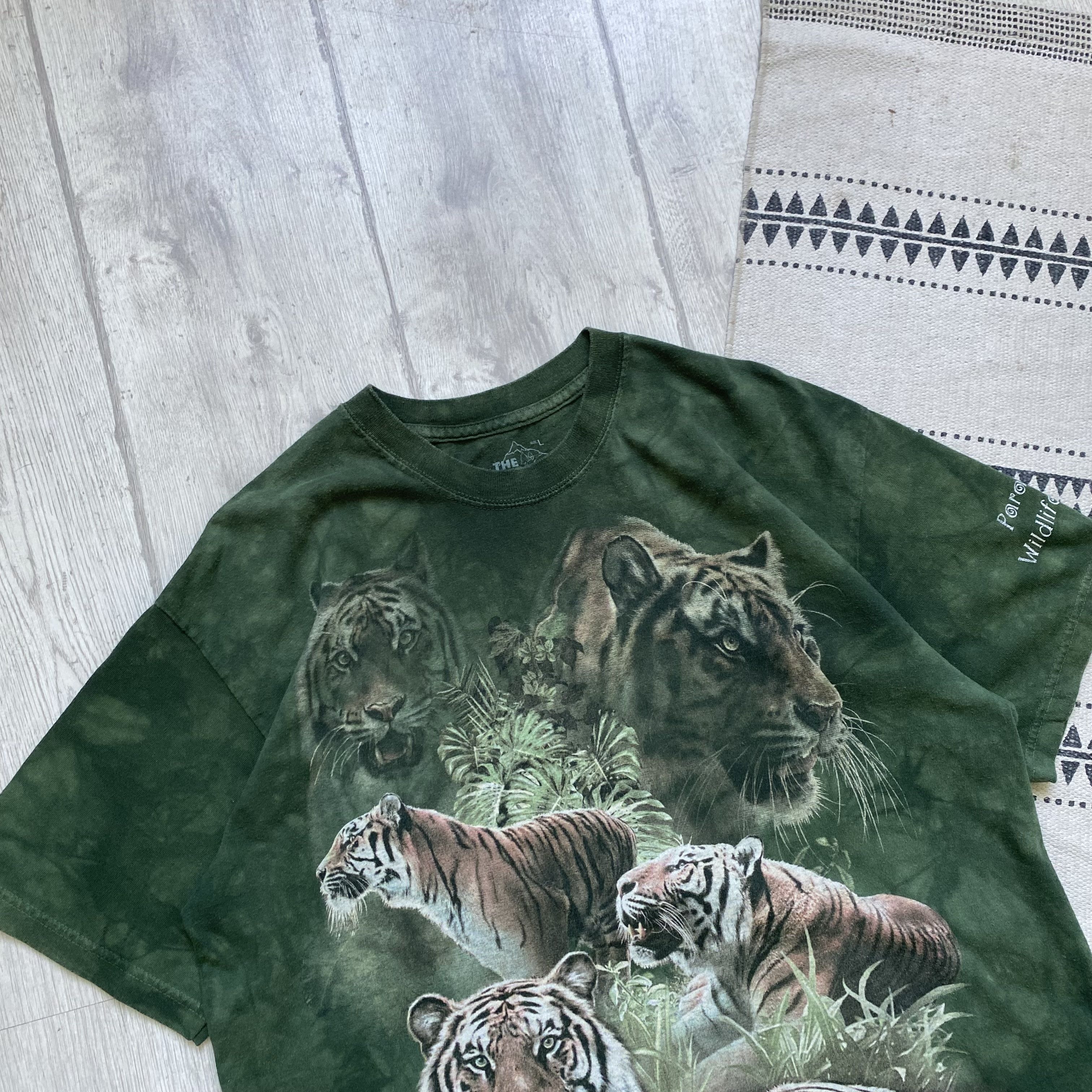 The Mountain 🐅 Vintage Mountain Animal tee Lion Tiger Wolf Y2K tiy dye Size US L / EU 52-54 / 3 - 2 Thumbnail