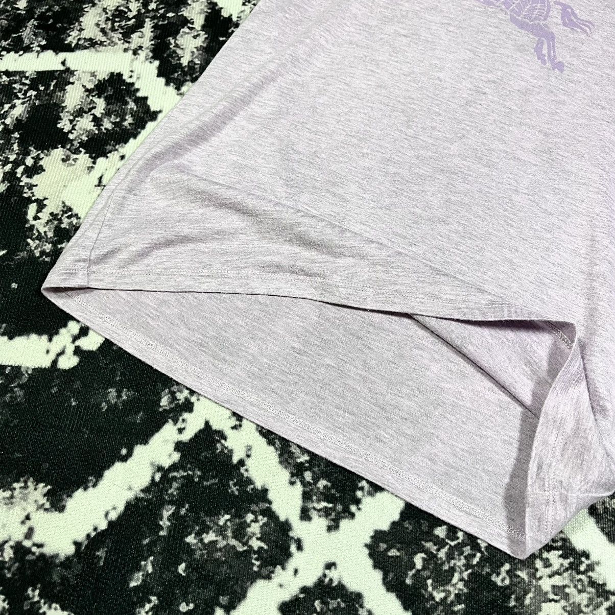 Burberry Burberry London Tshirt Size S / US 4 / IT 40 - 9 Thumbnail