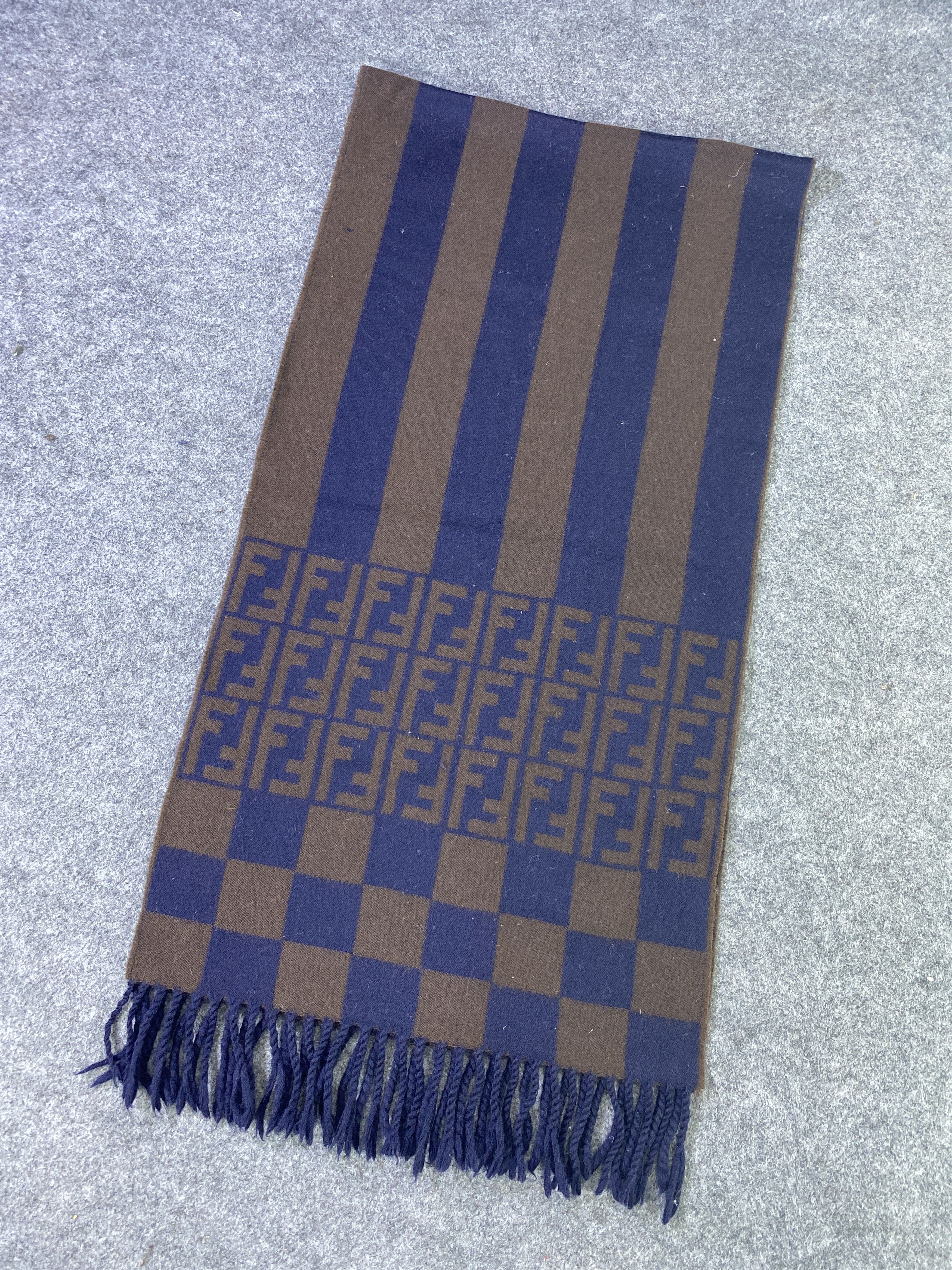 Fendi Vintage Fendi Scarf/Muffler/Neckwear-T809 Size ONE SIZE - 2 Thumbnail