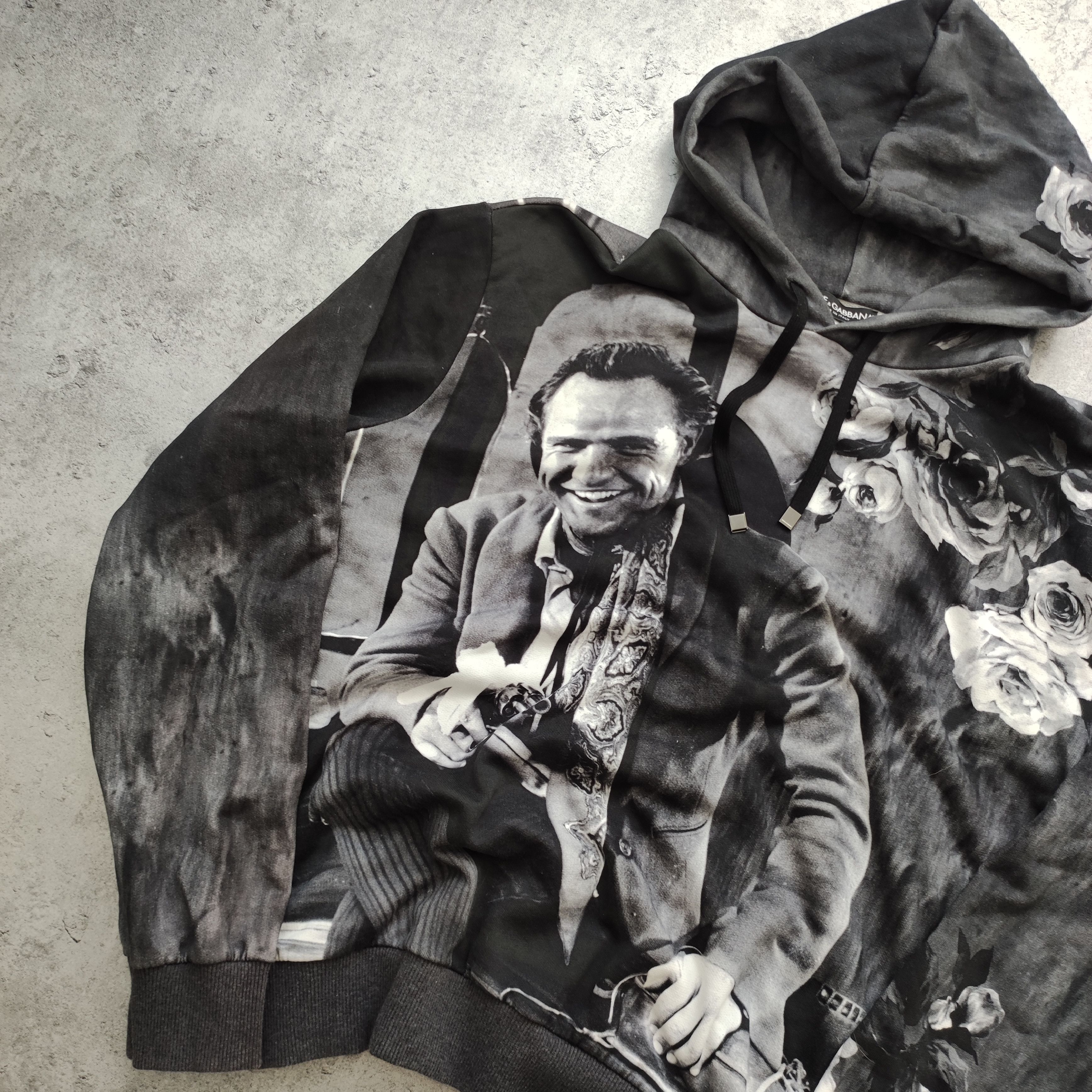 Dolce & Gabbana RARE Dolce & Gabbana Marlon Brando Roses Gun Print Hoodie Size US L / EU 52-54 / 3 - 3 Thumbnail