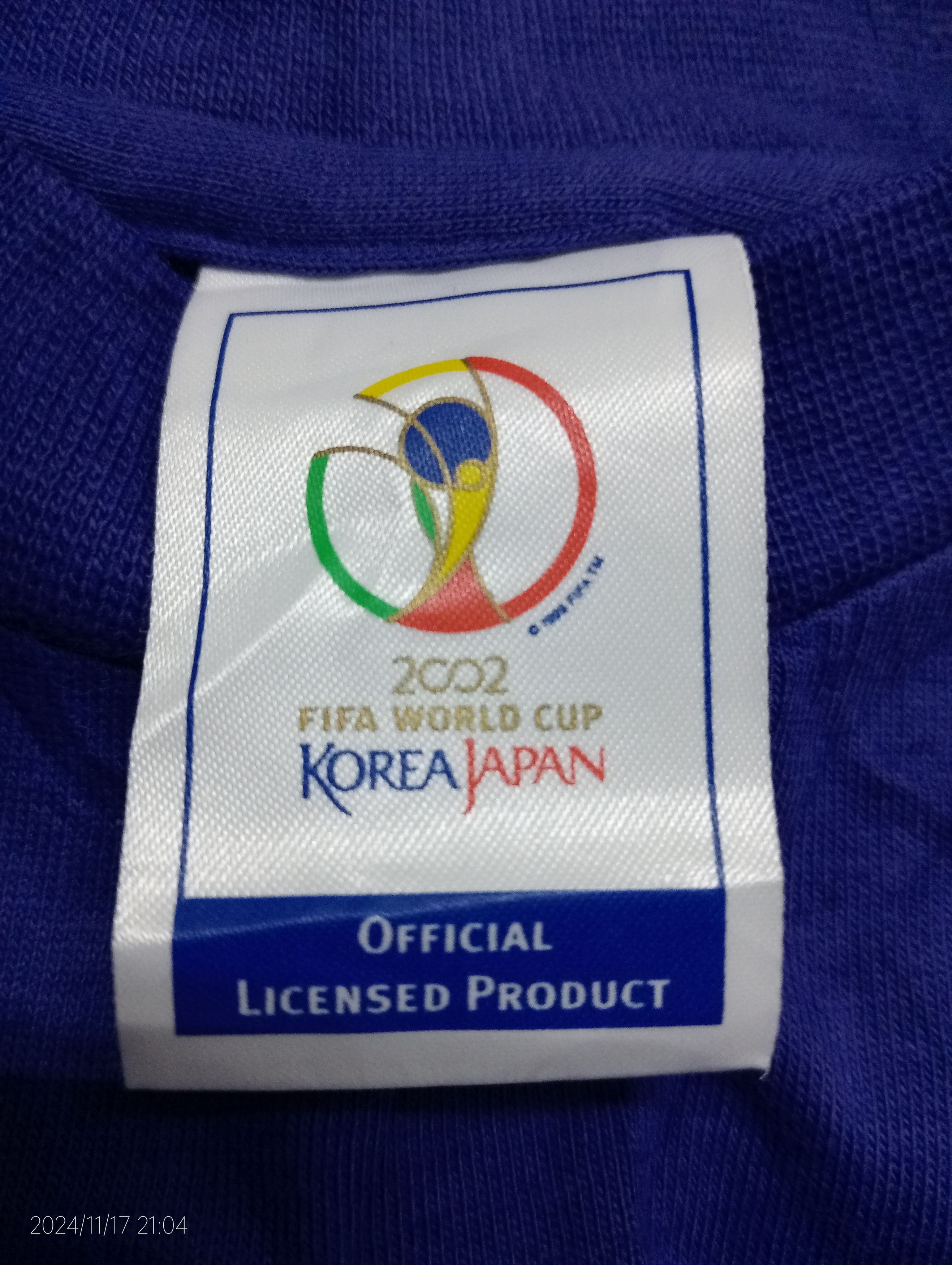 Vintage Vintage '90s FIFA World Cup Korea Japan 2002 Tee Very Rare Size US L / EU 52-54 / 3 - 2 Thumbnail