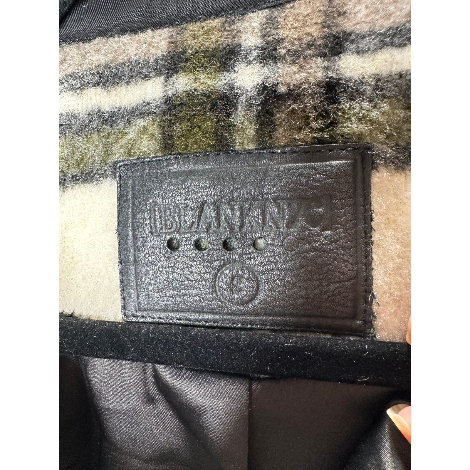 BLANKNYC Blank NYC Cream Brown Plaid Snap Button Collared Shacket S Size S / US 4 / IT 40 - 10 Thumbnail